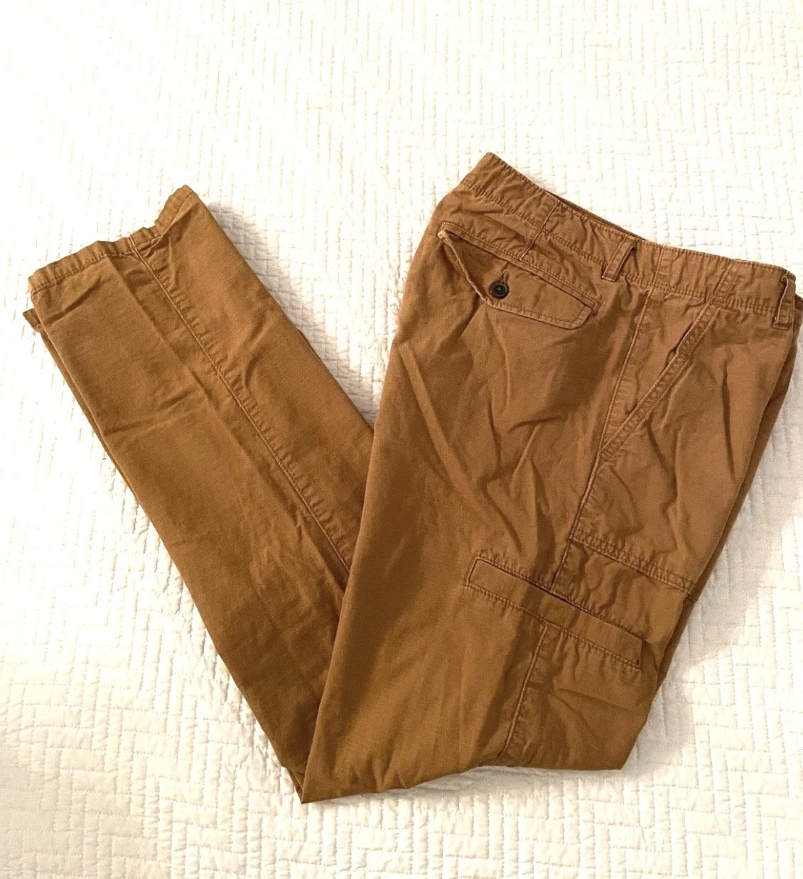 Old Navy Boys xxl 18 skinny elastic waist cargo pant in light brown, features checkered fabric weave