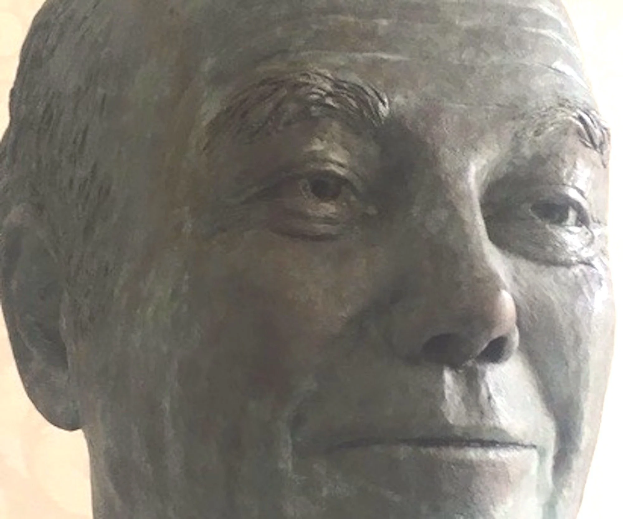 Nicholls, Deirdre, portrait of Angus Tulloch 2017, Bronze.jpg