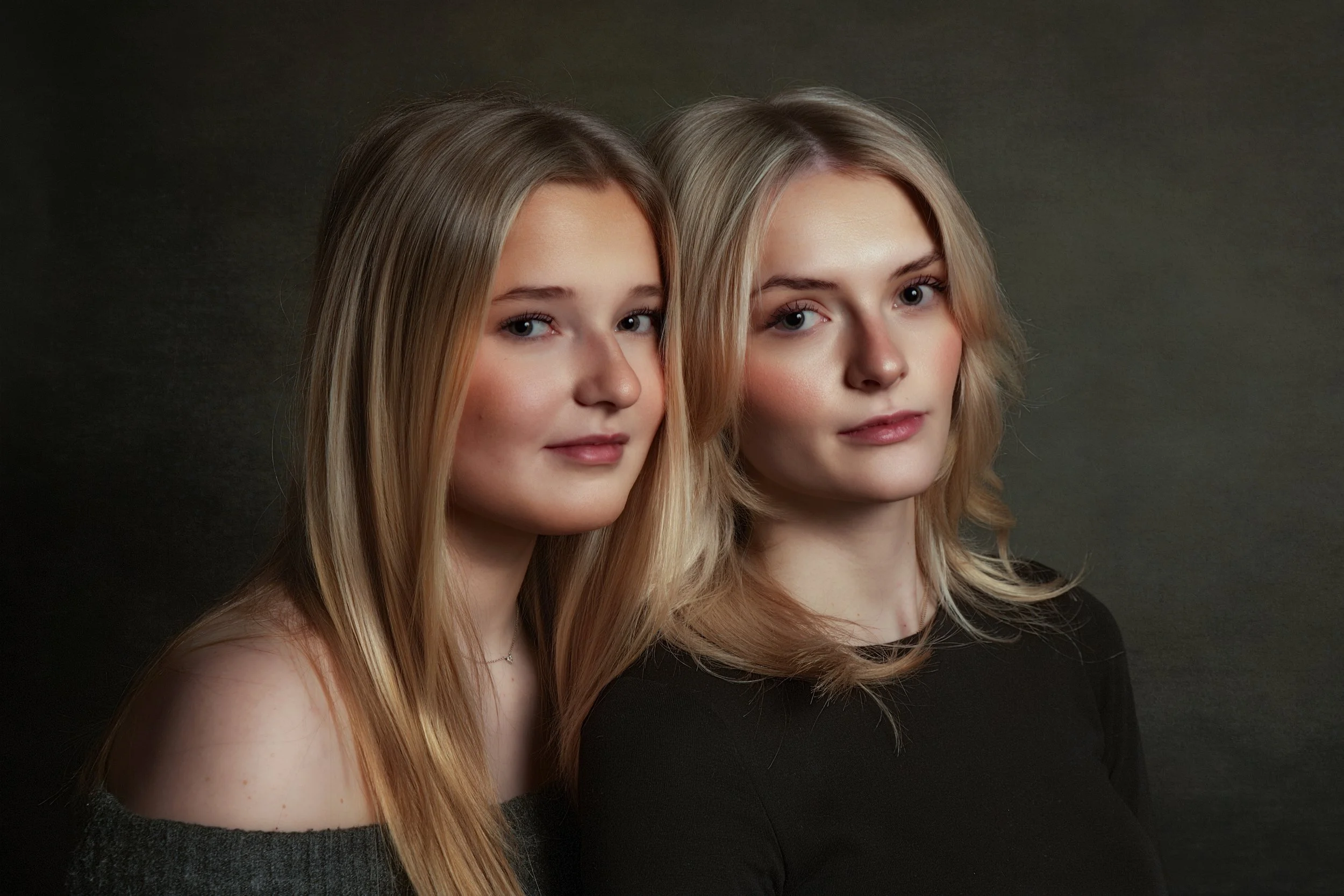 fine art photo of 2 sibling girls at home by manchester portrait photographer session oldham manchester