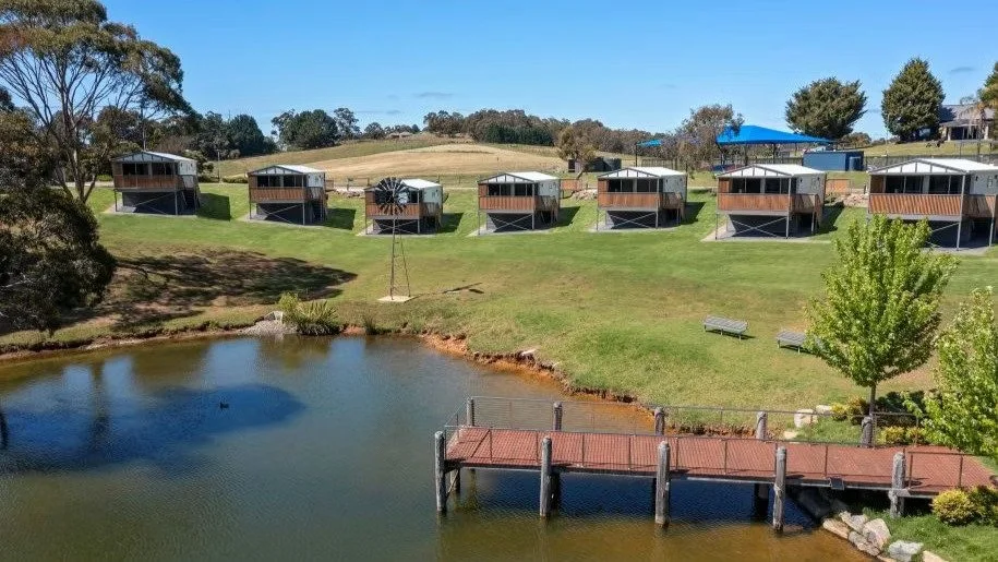 Discovery-Parks-Hahndorf-Deluxe-Cabin-Drone-A.jpg