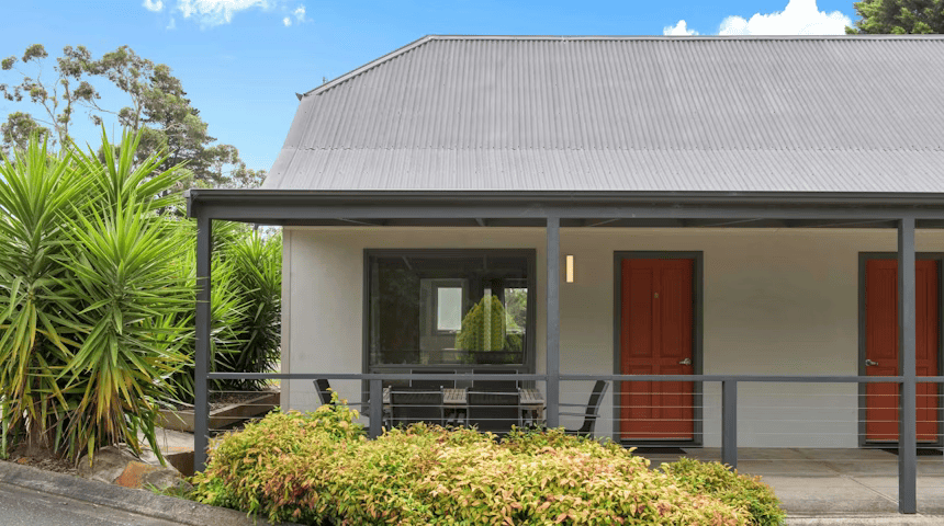 Standard-1-Bedroom-Cottage-Exterior.png