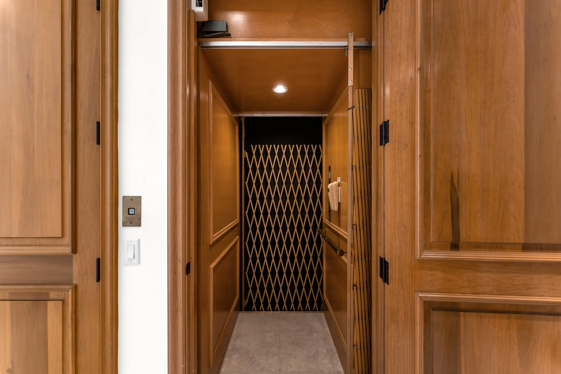 5 Sail Point Ln_1oakstudios_18.jpg