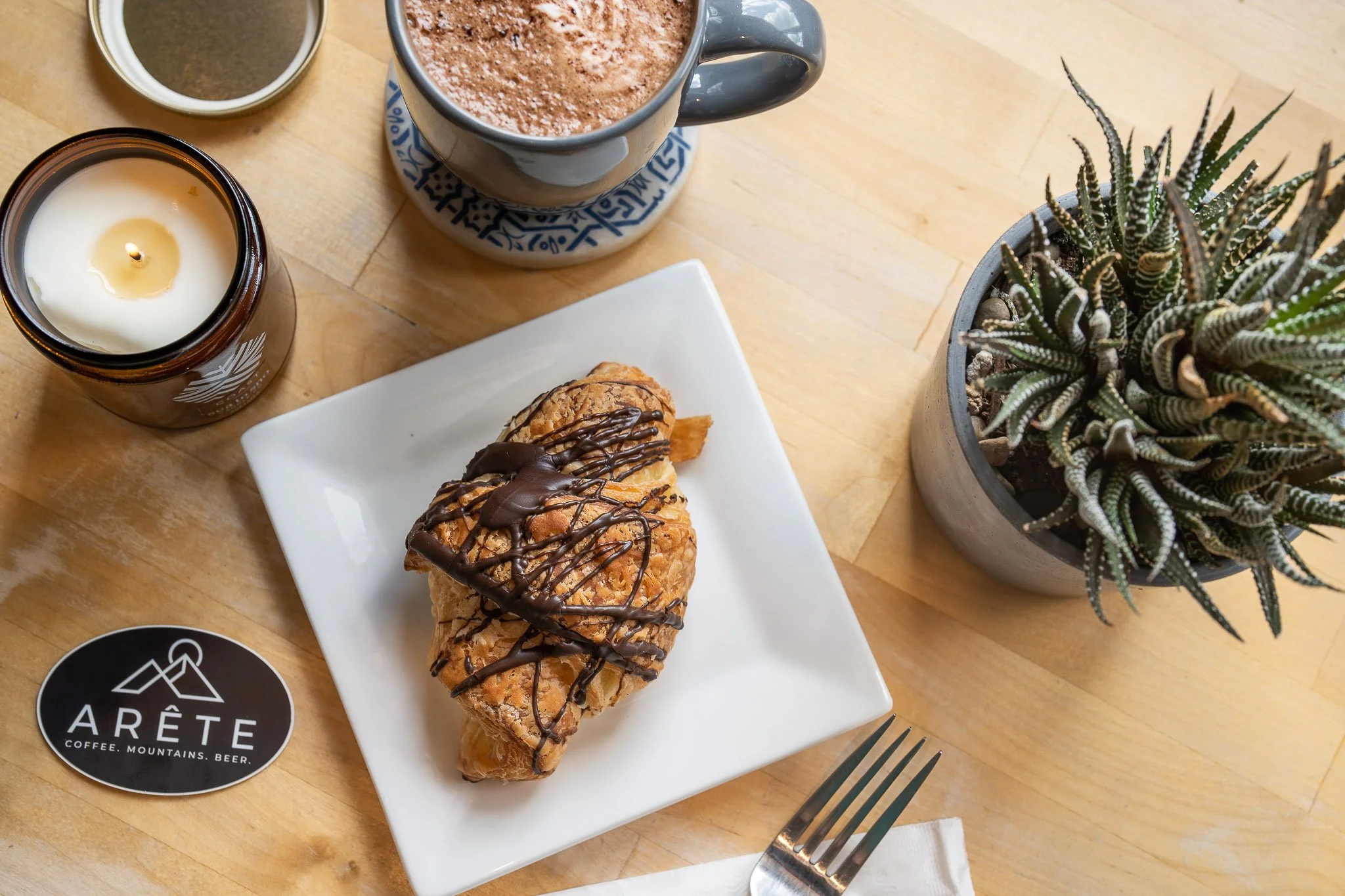 Arête Coffee Bar coffee shop in North Bend WA local pastries