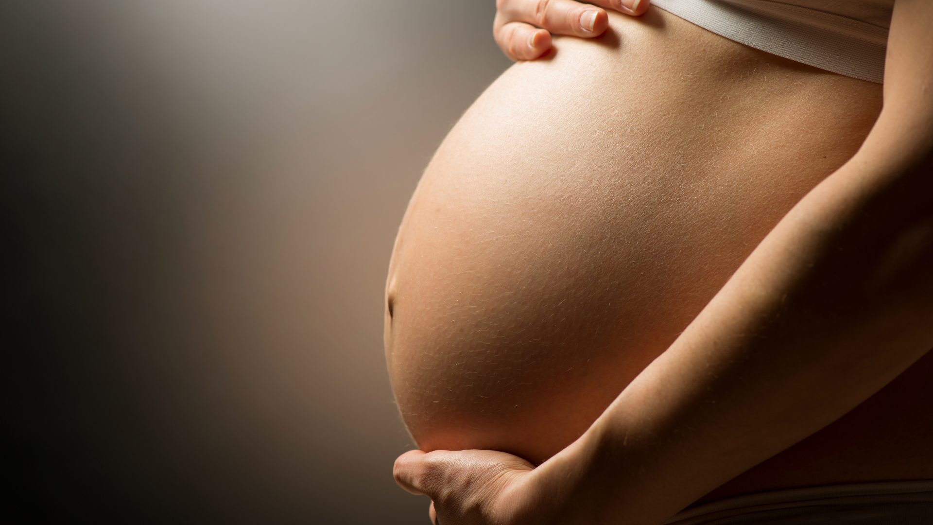 Beauty Website in Light Pink Dark Pink Style (3).png