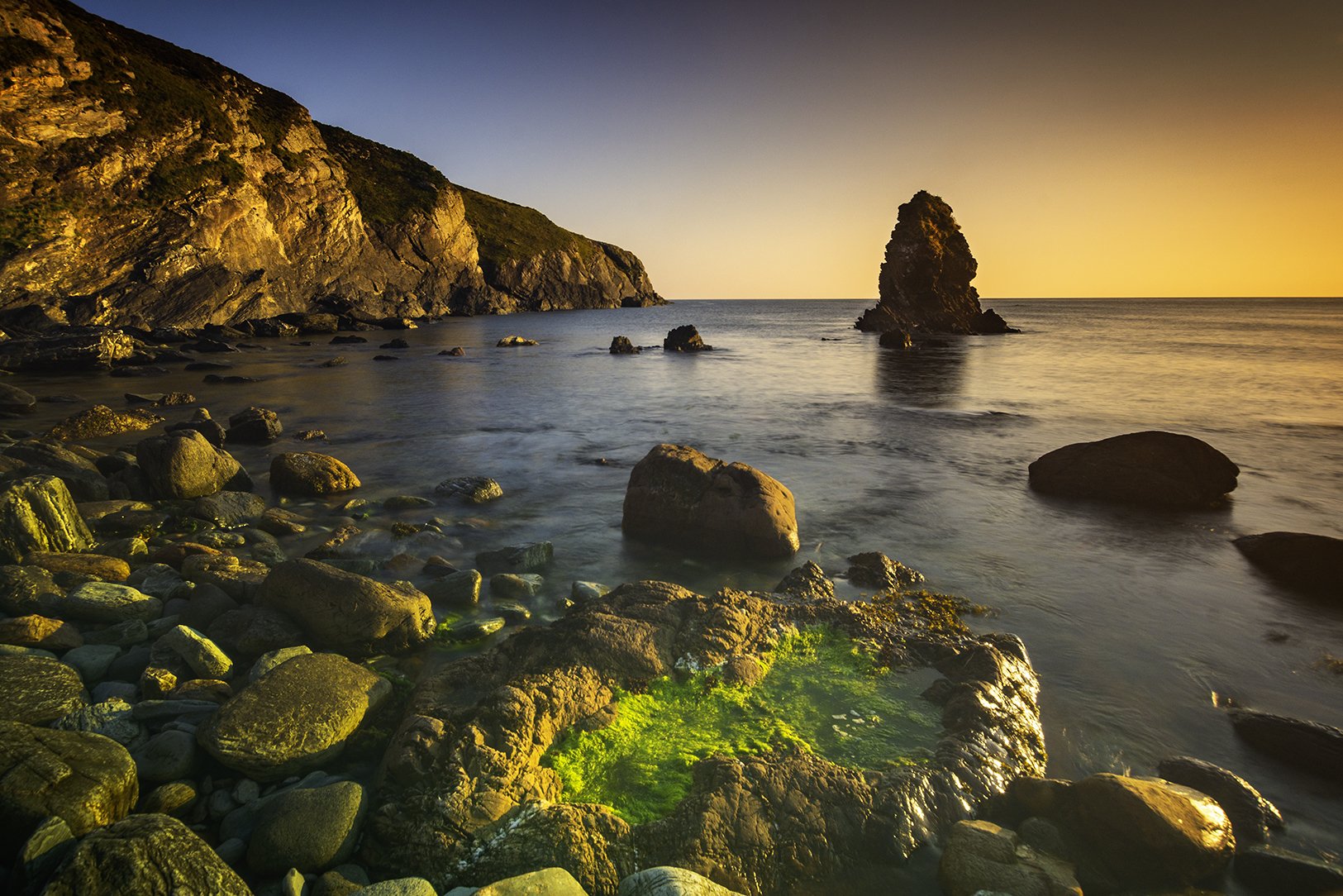 Roscolyn, St Gwenfaen's Rock - 01