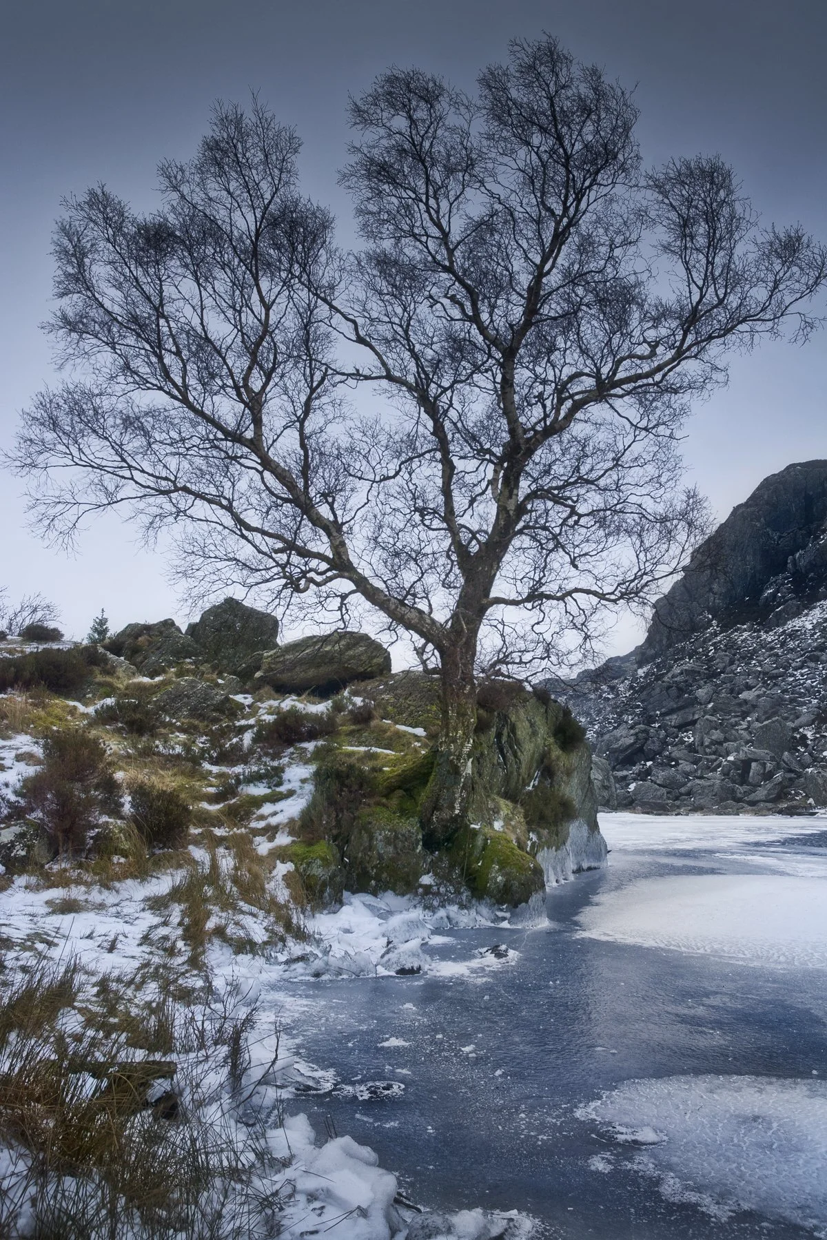 Llyn Owen, frozen lake - 01