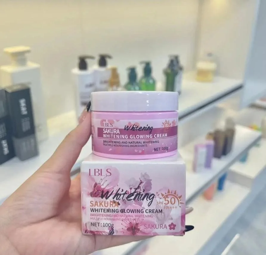 Sakura Whitening Glowing Cream