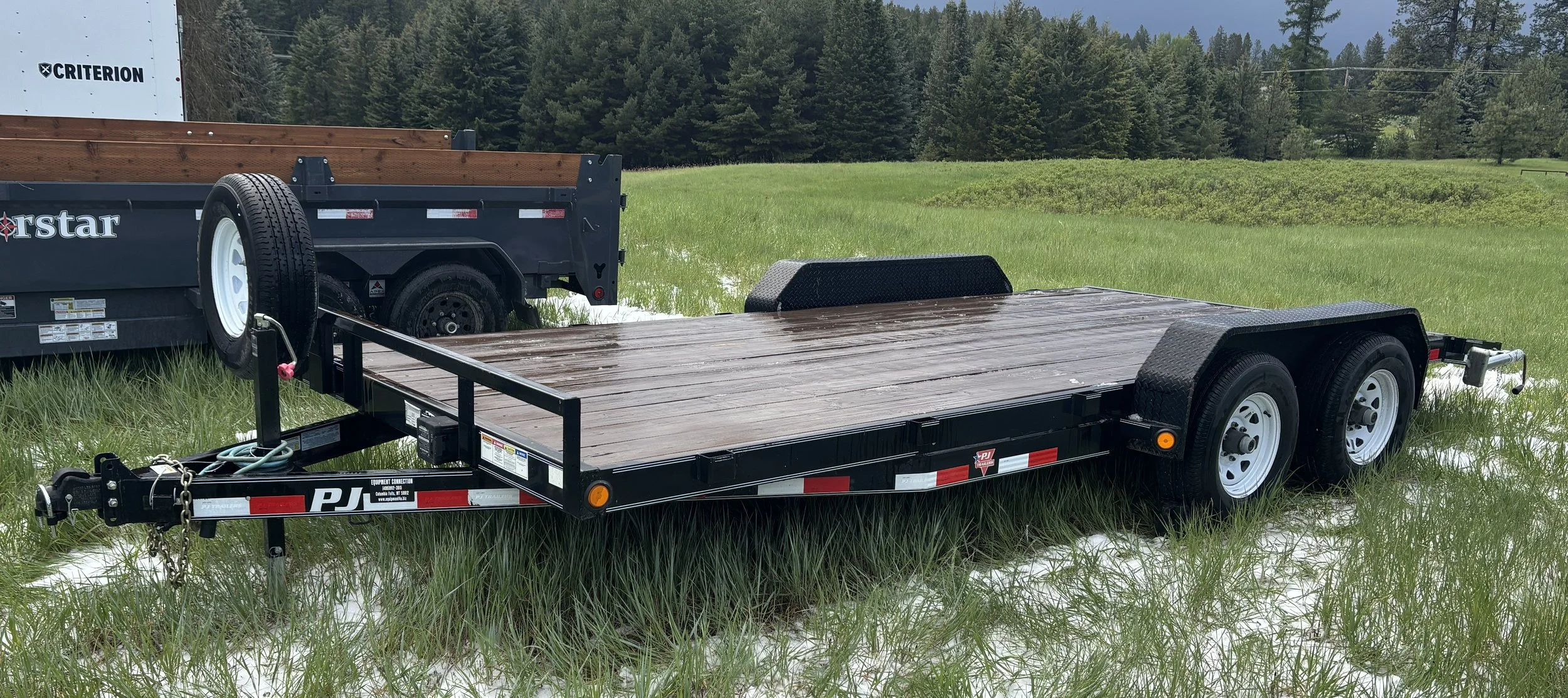 2019 PJ Flatdeck $74/day, $449/week, $1699 month HALF TON Towable! Rear Supports Includes Ramps GVWR 9899 lb, Tare 2450 lb, Max Payload 7449 lb
