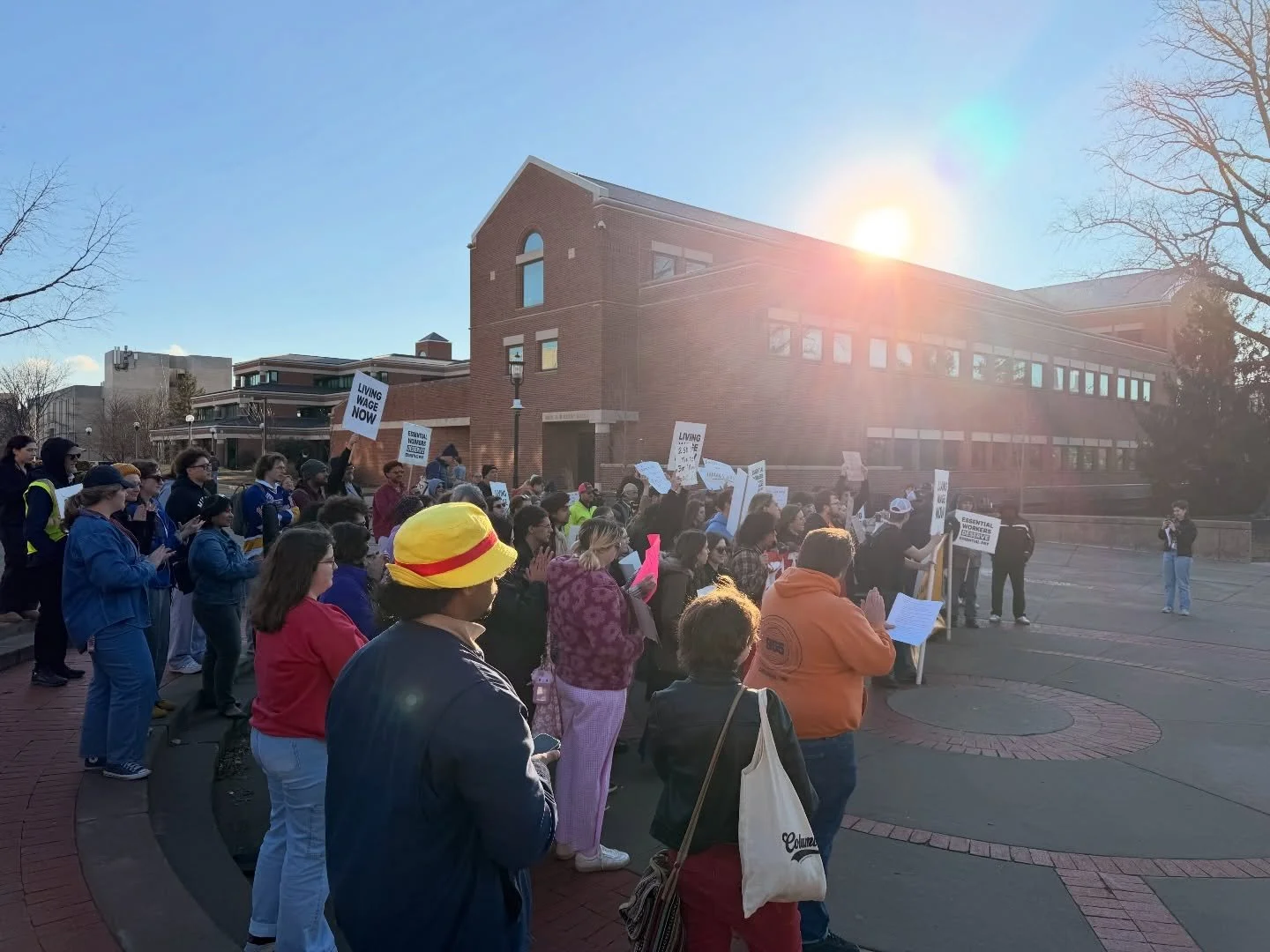 Mid MO DSA proudly joined LiUNA 955 workers as librarians fight for union recognition and Mizzou workers fight for $19/hr!