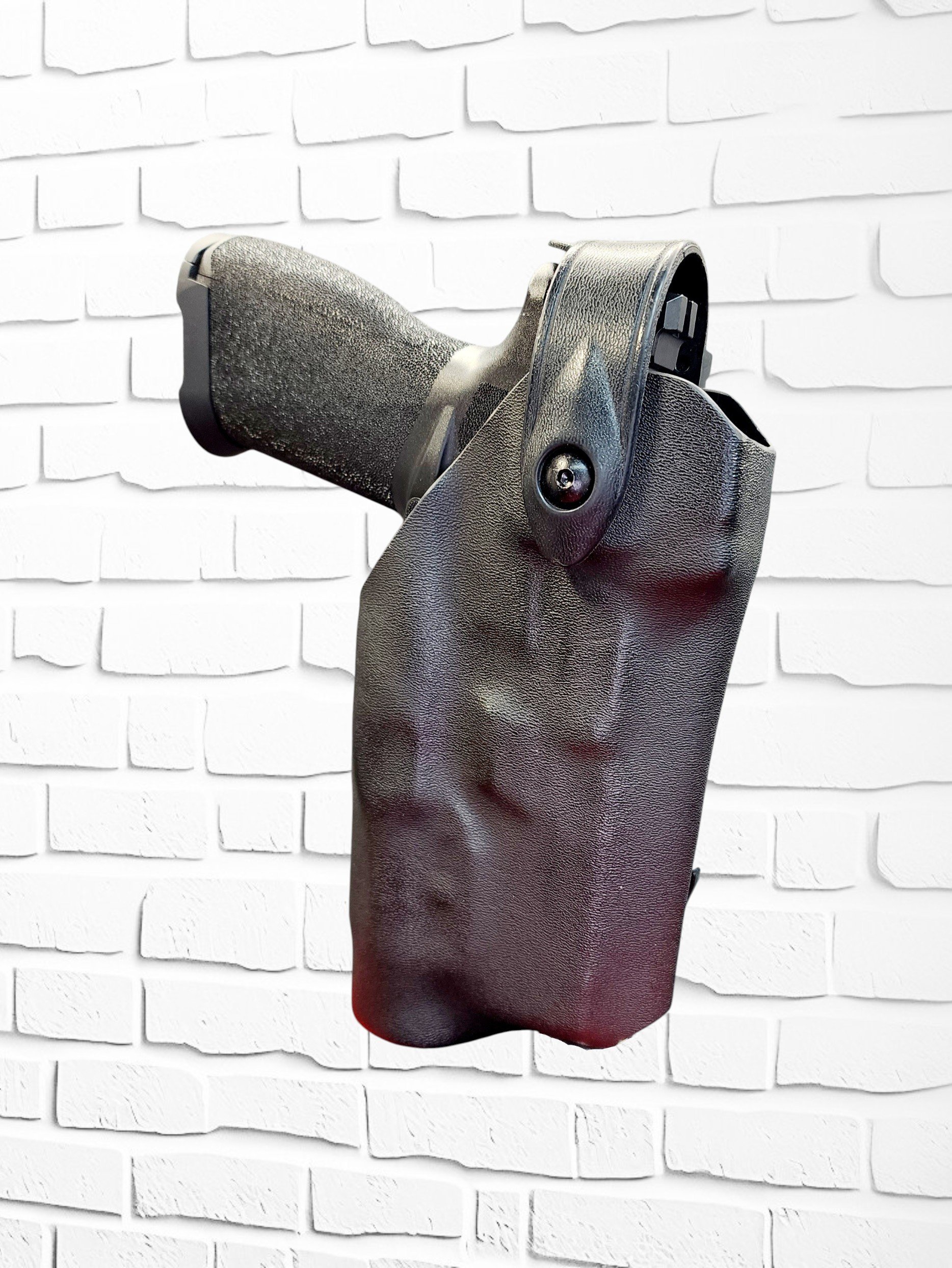 Springfield Level 2 Duty with Weapon Mounted Light