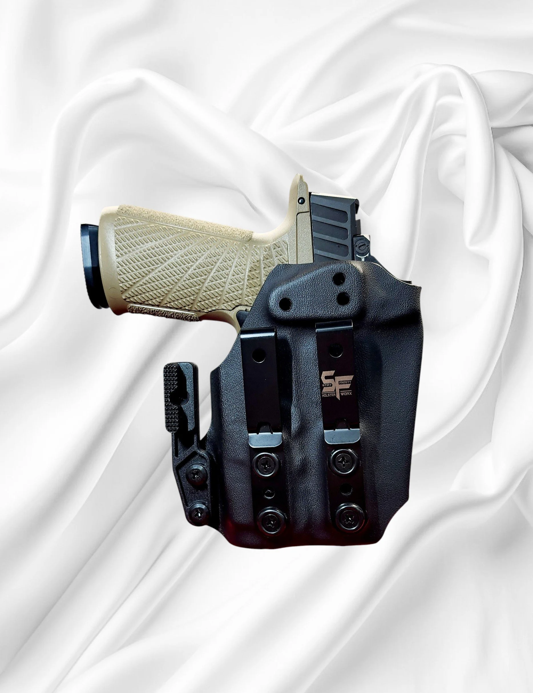 Sig Sauer IWB Duel with Weapon Mounted Light