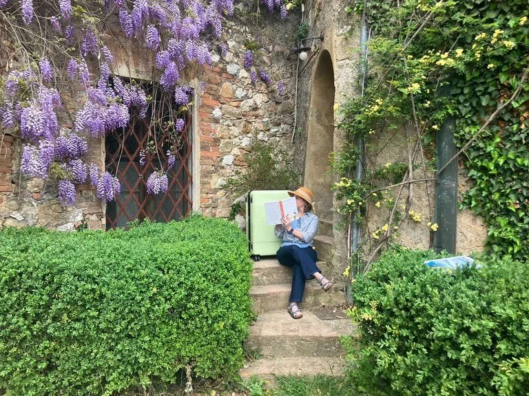 Buongiorno! I have a new blogpost and I hope you will 1. Read it 2. Comment 3. Follow my blog 4. Most importantly, enjoy it.
Grazie! 
https://aimeeinitalia.blogspot.com/2026/04/nonni.html