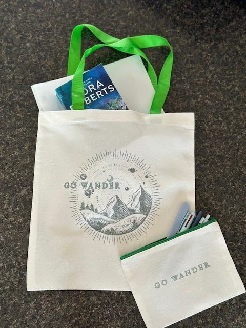 Go Wander Tote with pouch (Green)