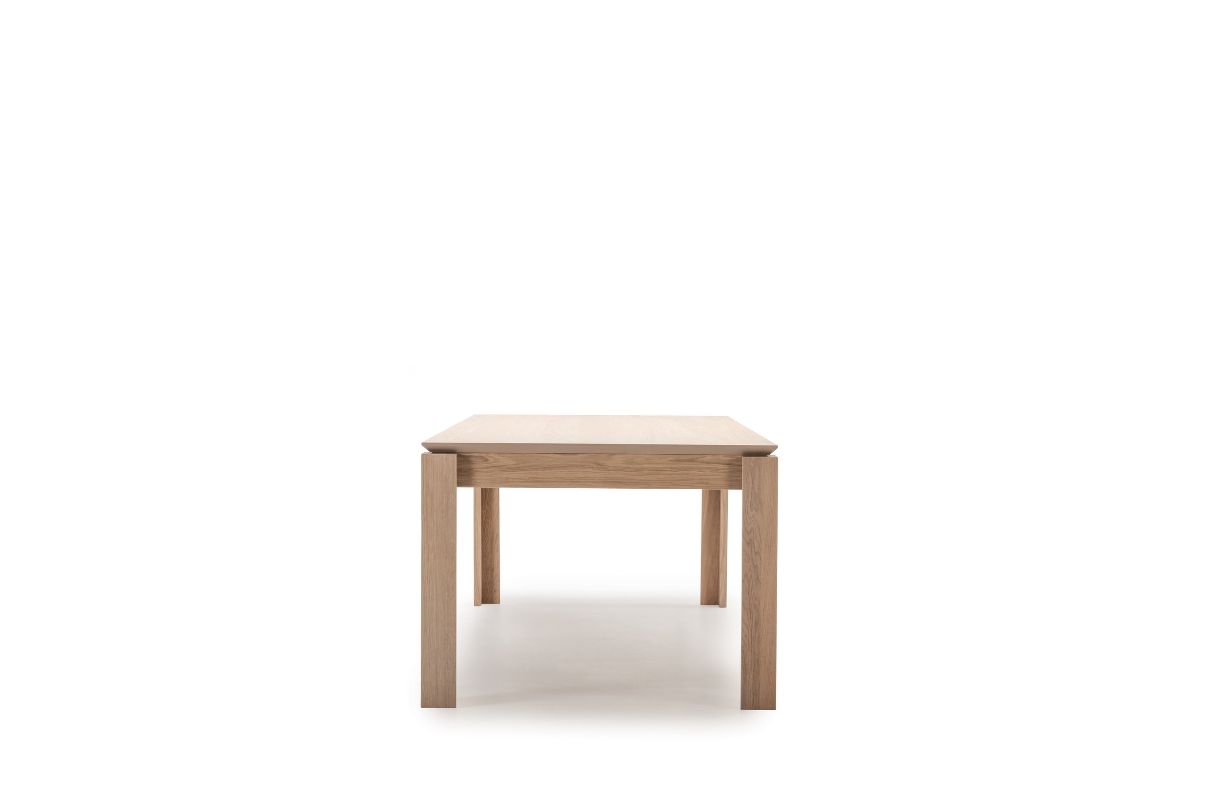 Brooklyn Dining Table (4).jpg