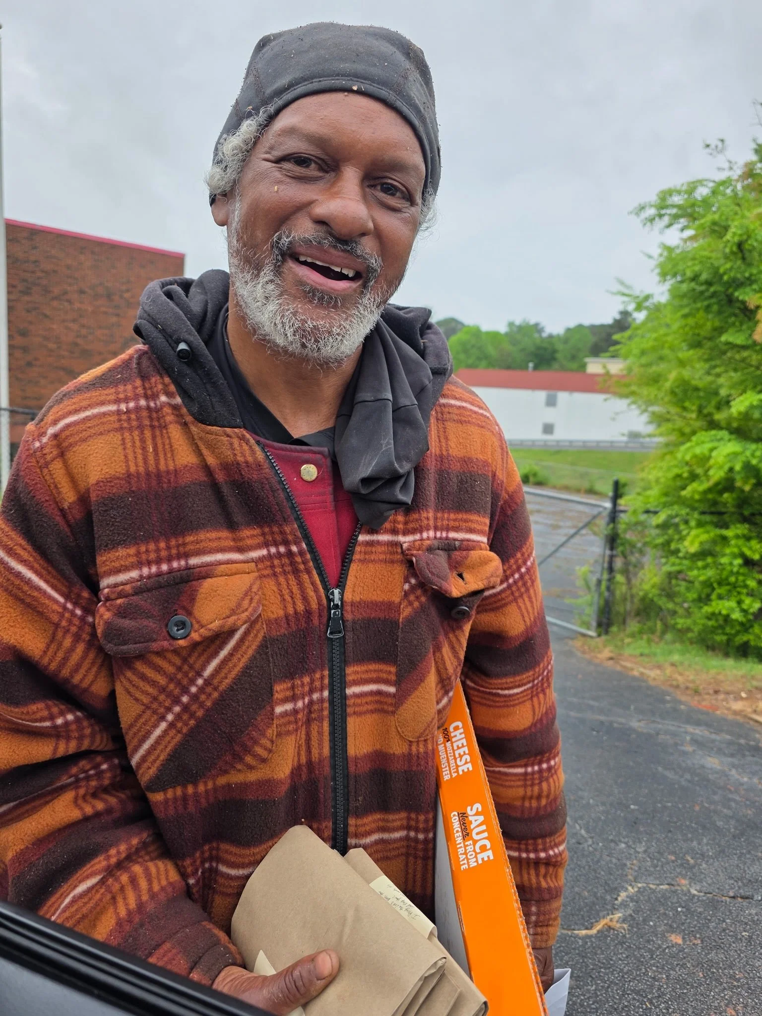 Meeting those in need, where they&rsquo;re at. 🤍 

Need a meal? Visit our website at the link in bio and visit the Resources page, there you can request a meal(s) delivered right to you.