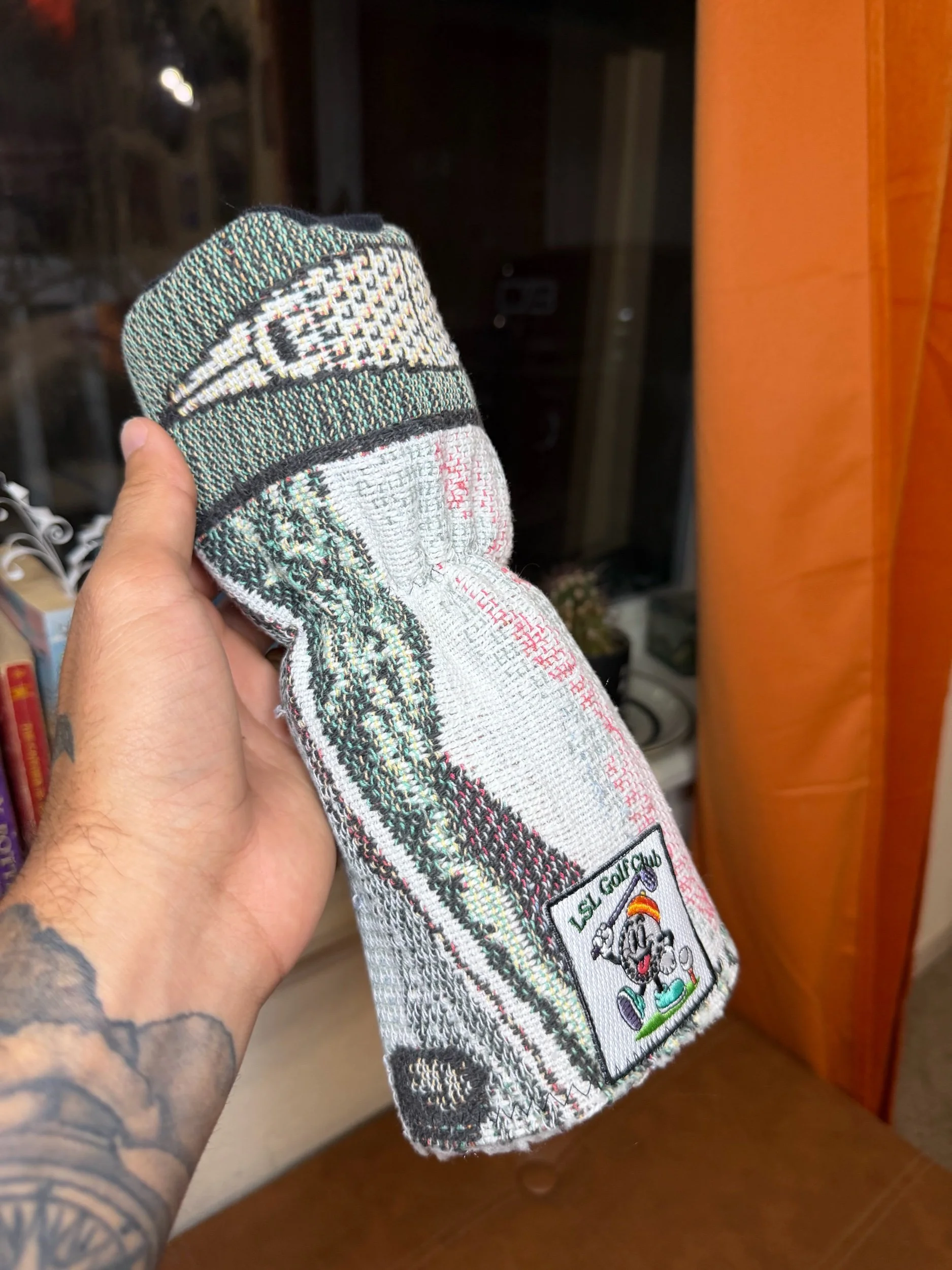 Boats & canoes tapestry hybrid cover