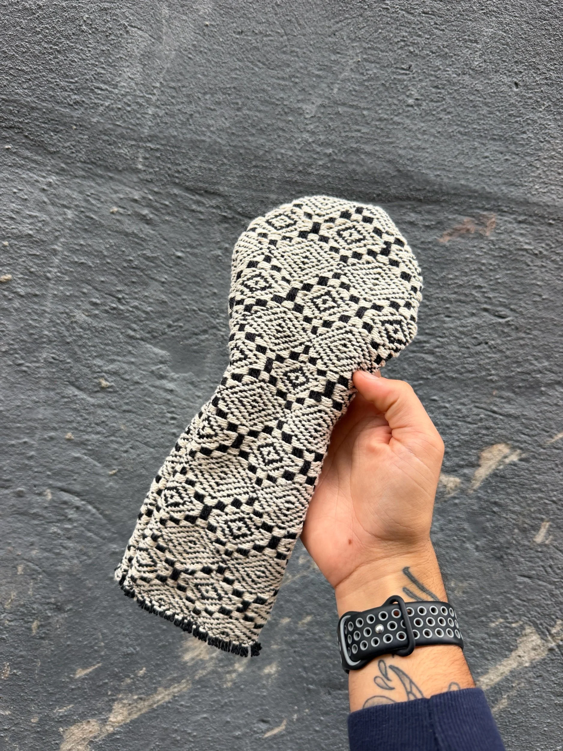 Black/white aztec print 3/5/7 wood cover