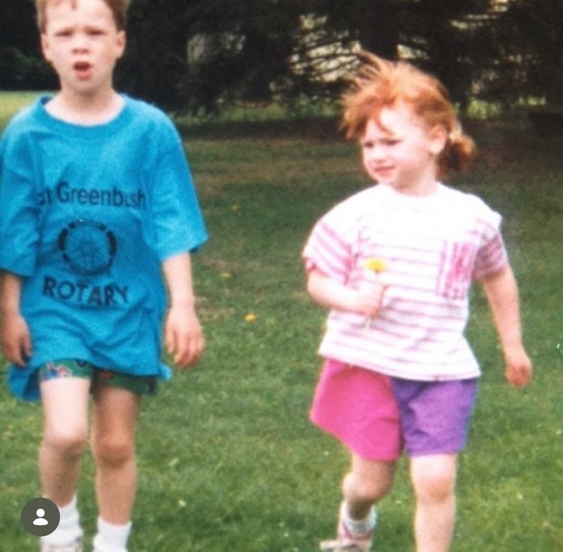 ✨Happy Global Running Day!✨
➕
I&rsquo;m always eternally grateful that I have a photo from one of my first race, the East Greenbush rotary run mile. In this race I made my brother and dad wait for me so I could go pick this HUGE dandelion that caught