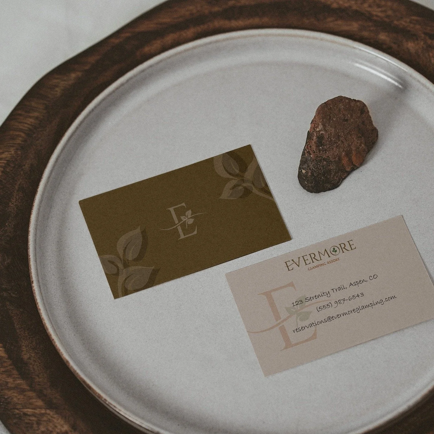 Checkout my design for Evermore's business card. 🌿

I kept it simple but still elegant. The most fun part for me was creating the flower leaves on the front!

I was just playing around with the leaves to create the shadow, and it turned out so prett