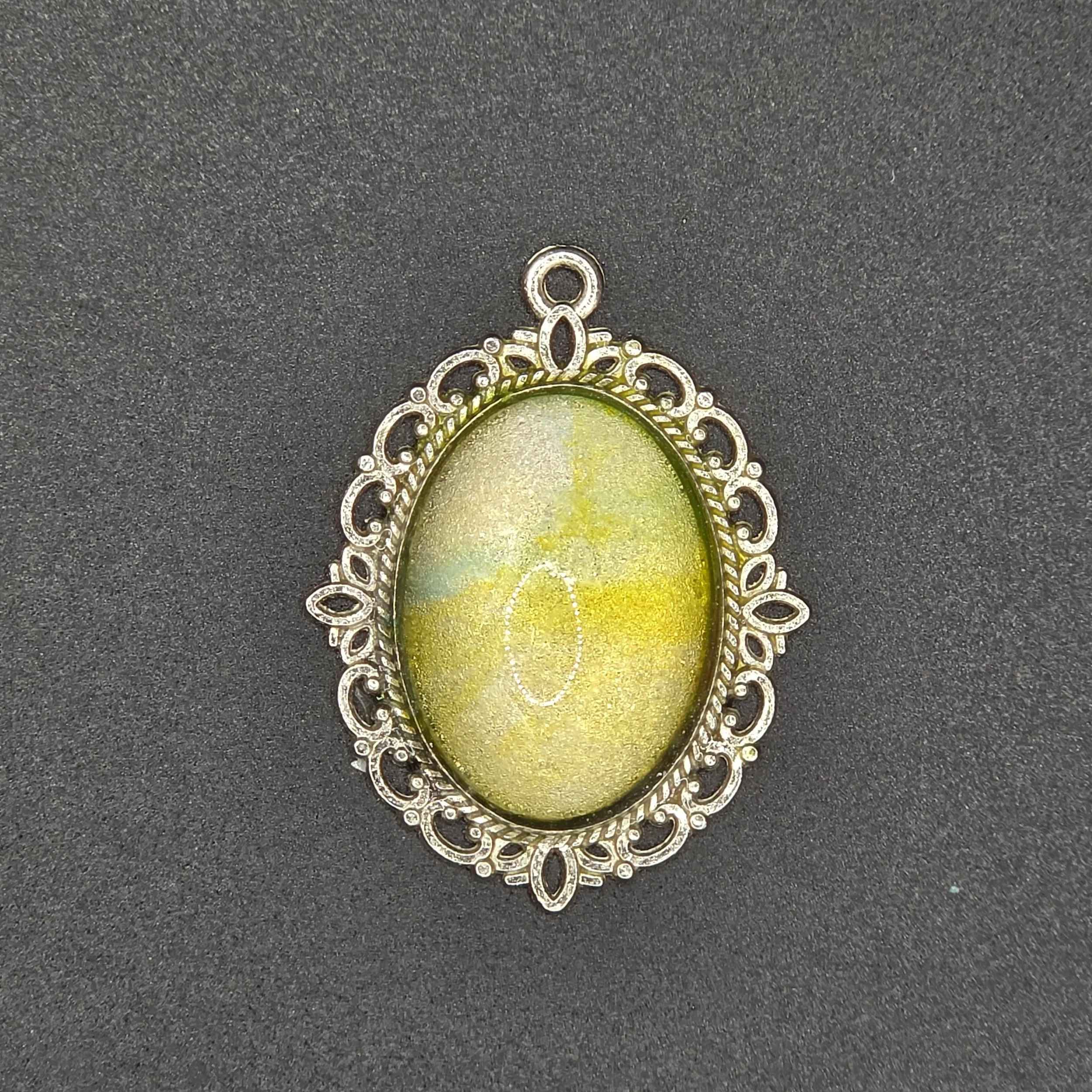 Timeless Sunshine Vintage Yellow Pendant