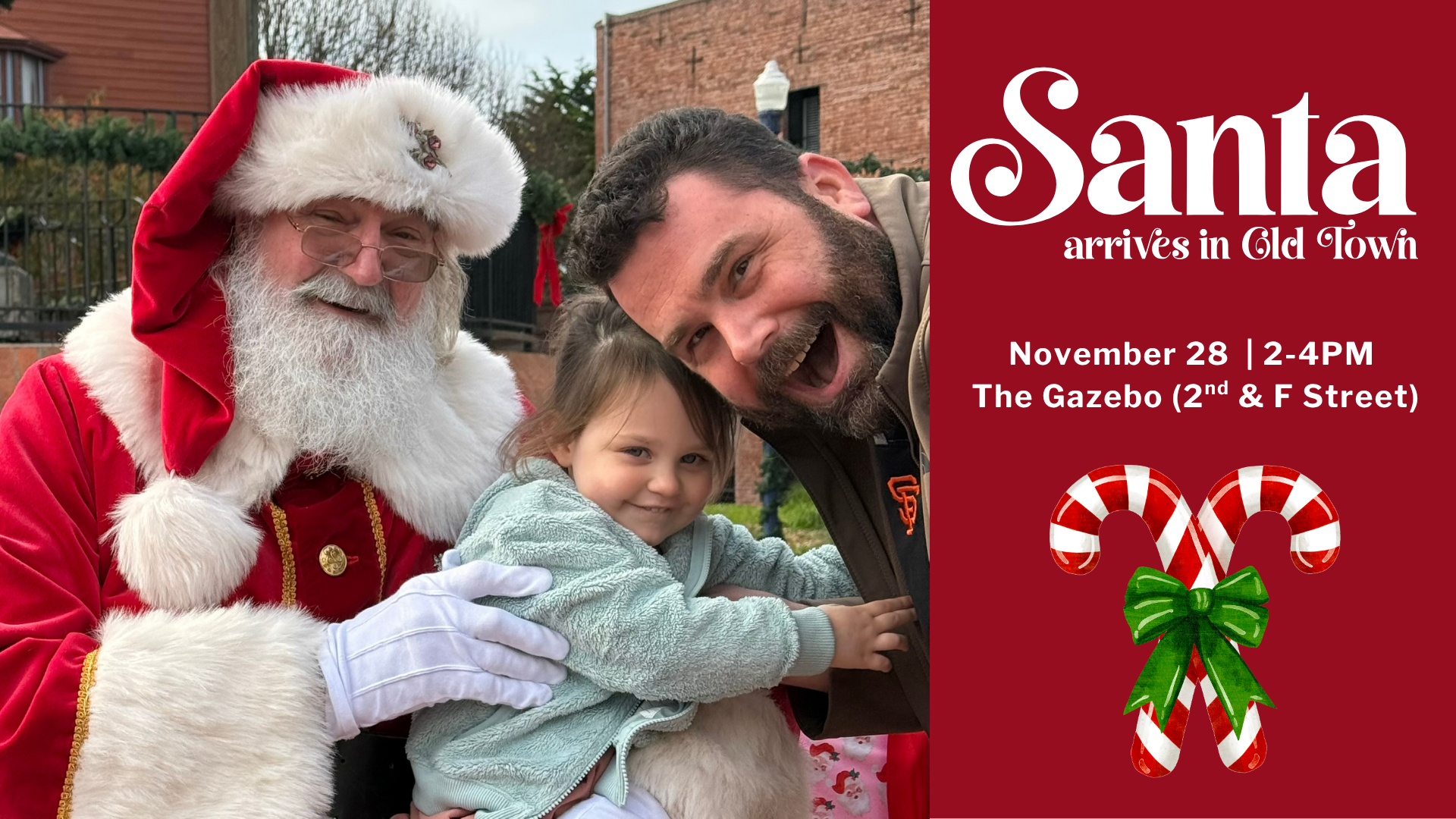 Santa Arrives in Old Town