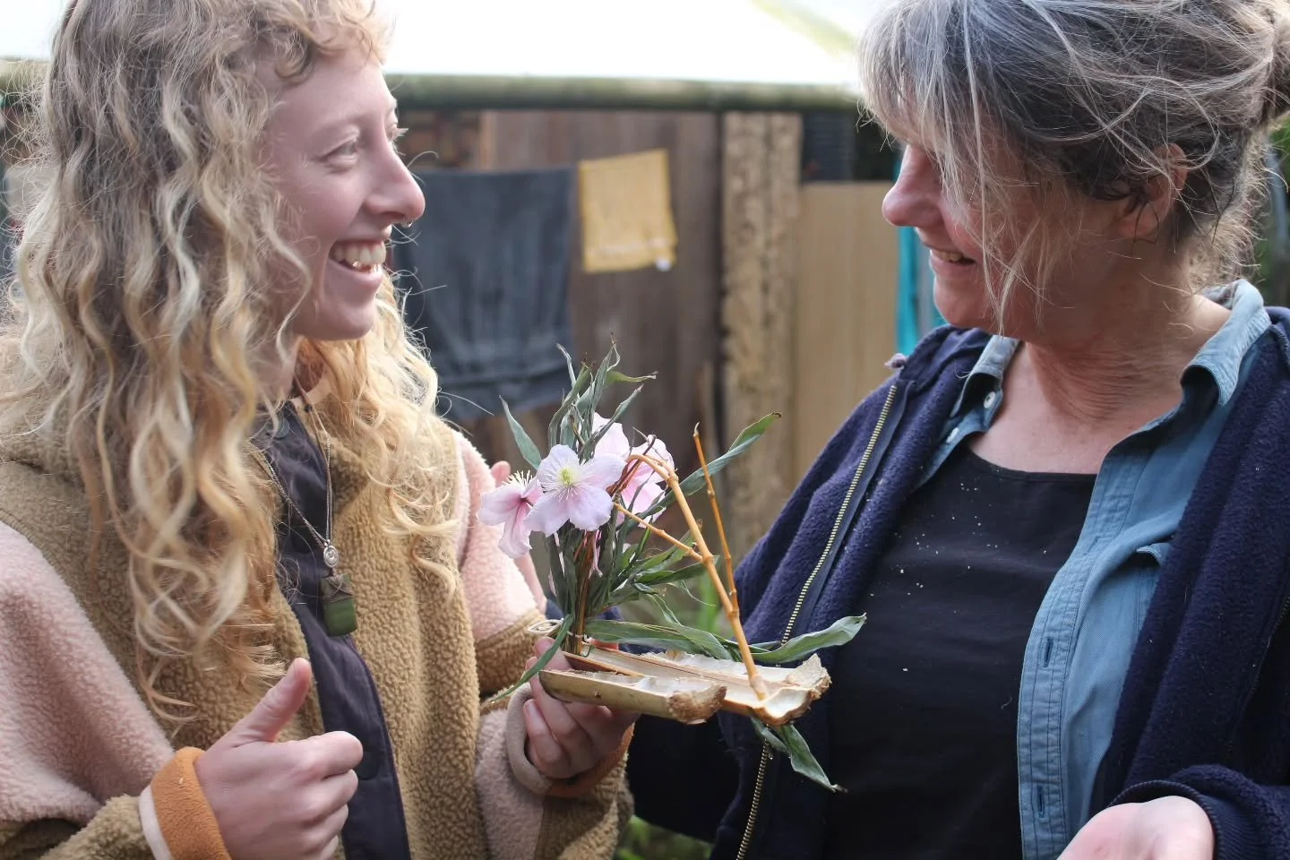 More more rewards for you lucky folk!

The fantastic Robyn Hambrook @robynonfire13 - our Clowning as Resistance tutor on the PSC - has donated 5 vouchers to the @bristolclownschool Clown Soup sessions! 

Discover Clowning as a practice of playfulness