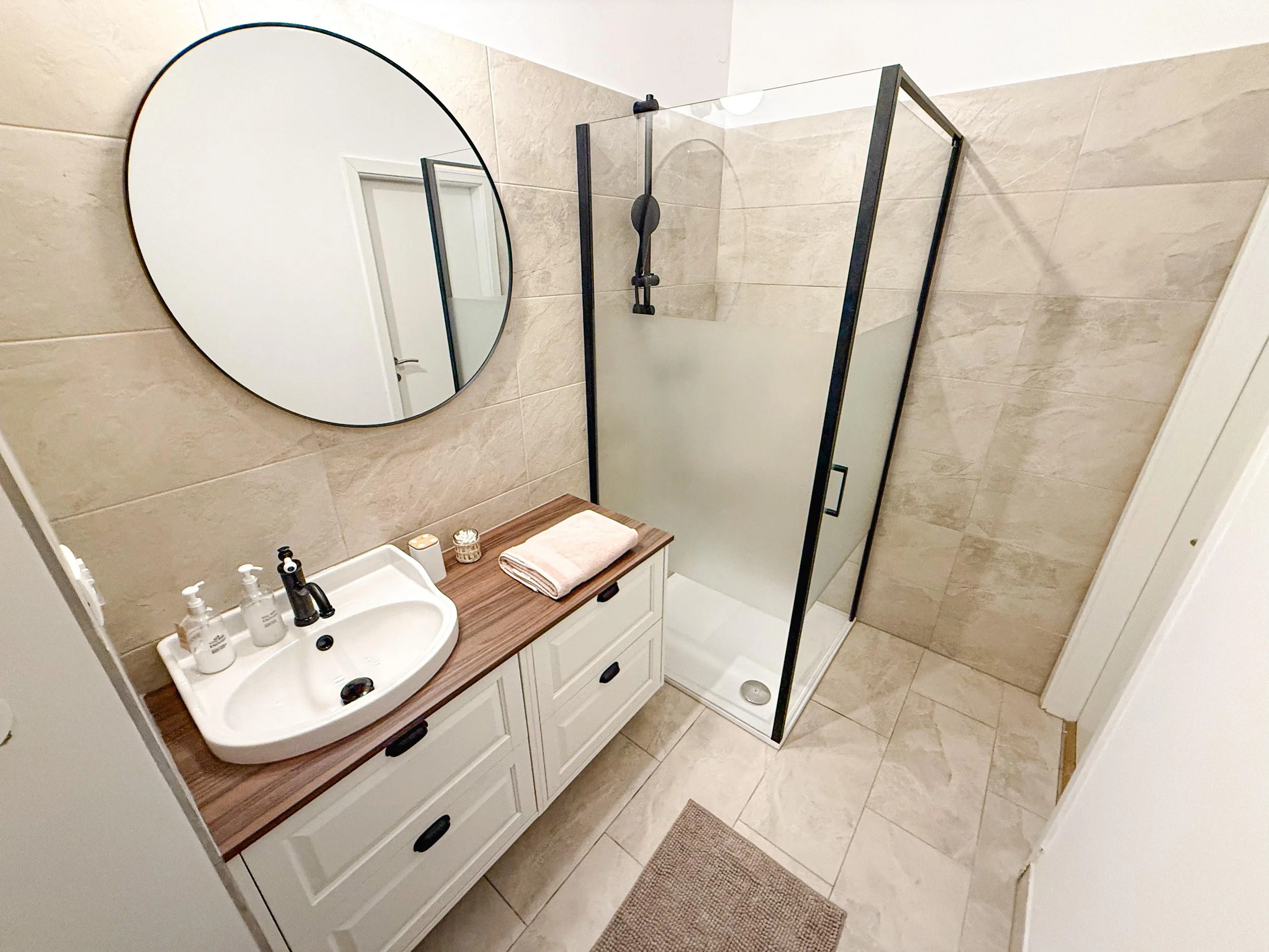 PHOTO-2025-06-25-14-25-24 2.jpg