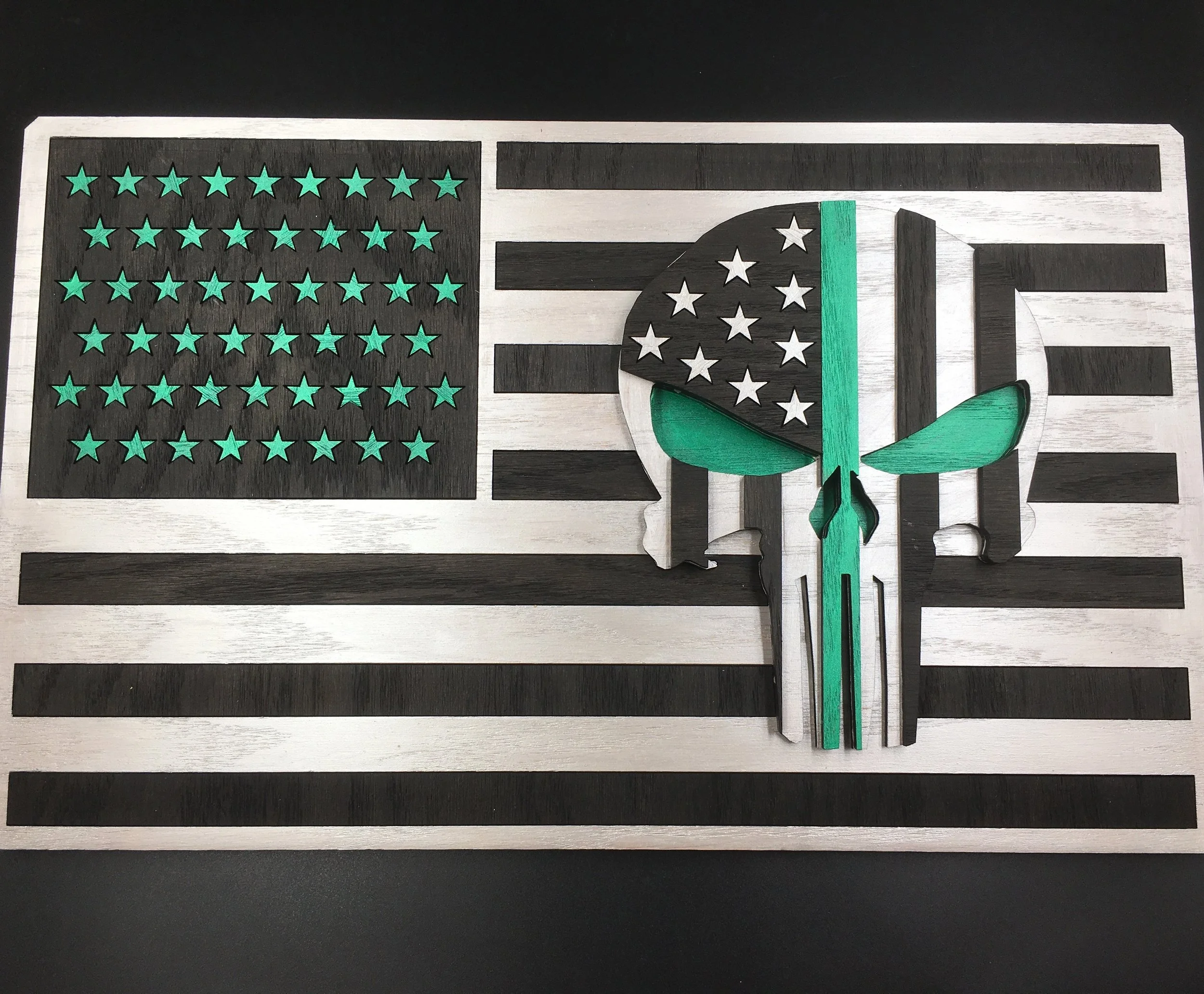 Green Line Military Flag Art