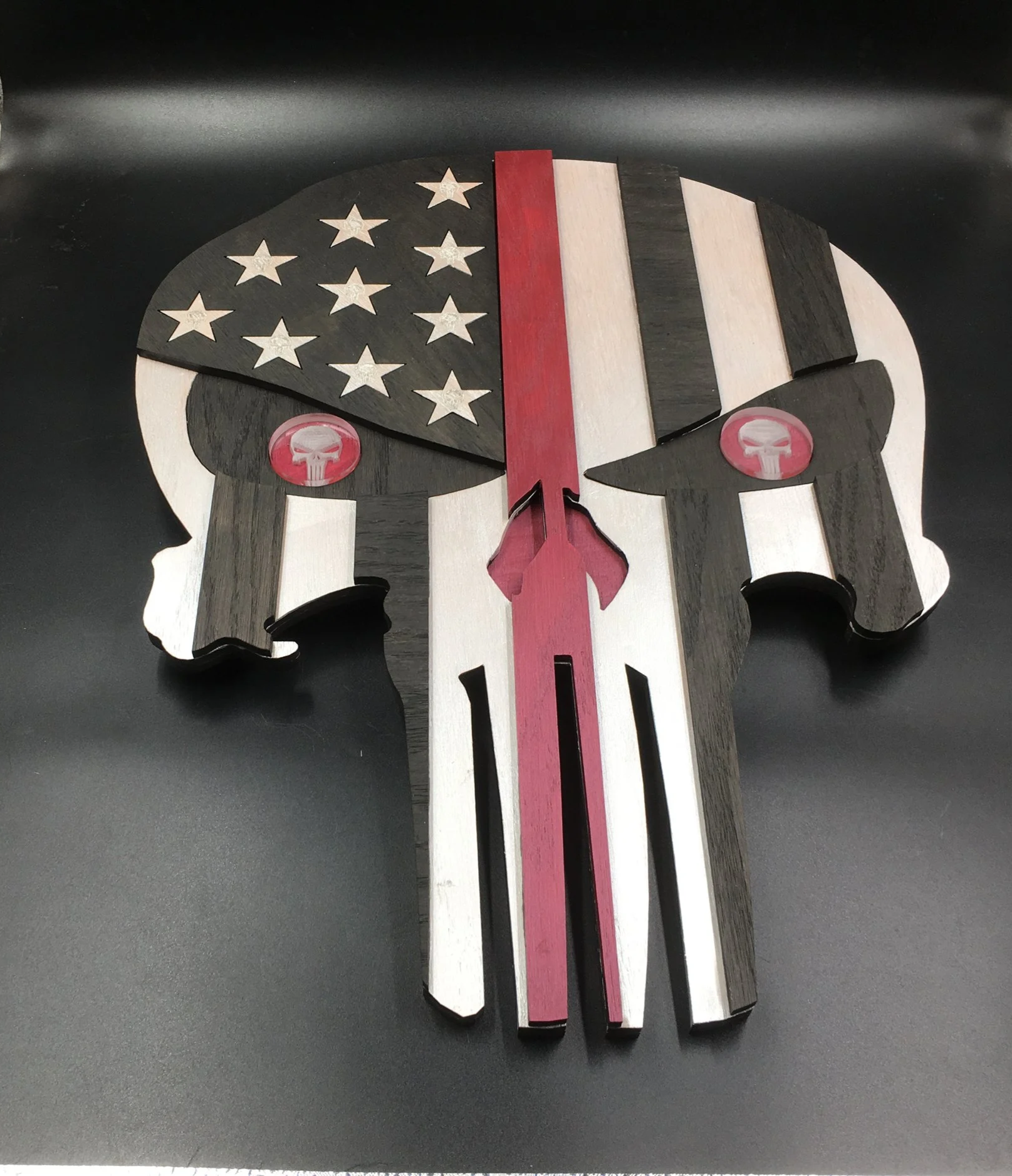 PUNISHER FLAG RED LINE