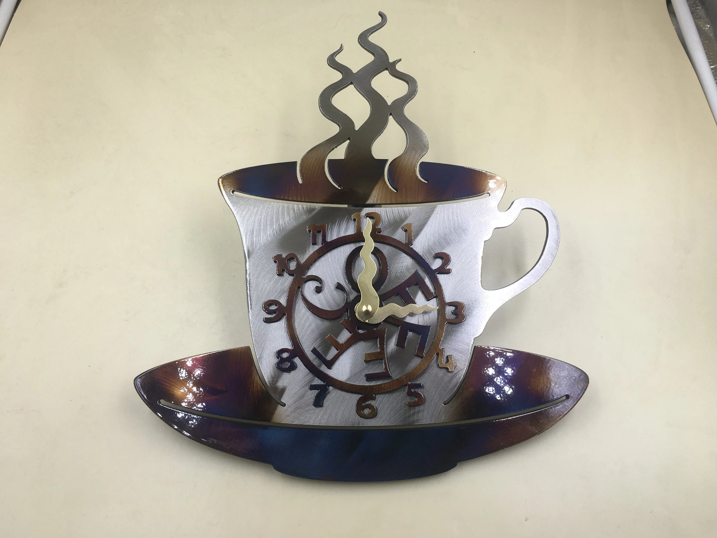 Elegant Coffee Cup Clock