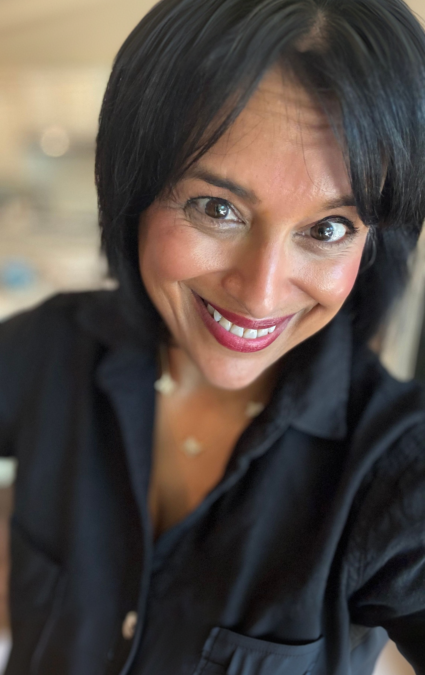 Physician career coach supporting doctors with career clarity, burnout prevention, work-life balance, and sustainable careers in medicine.