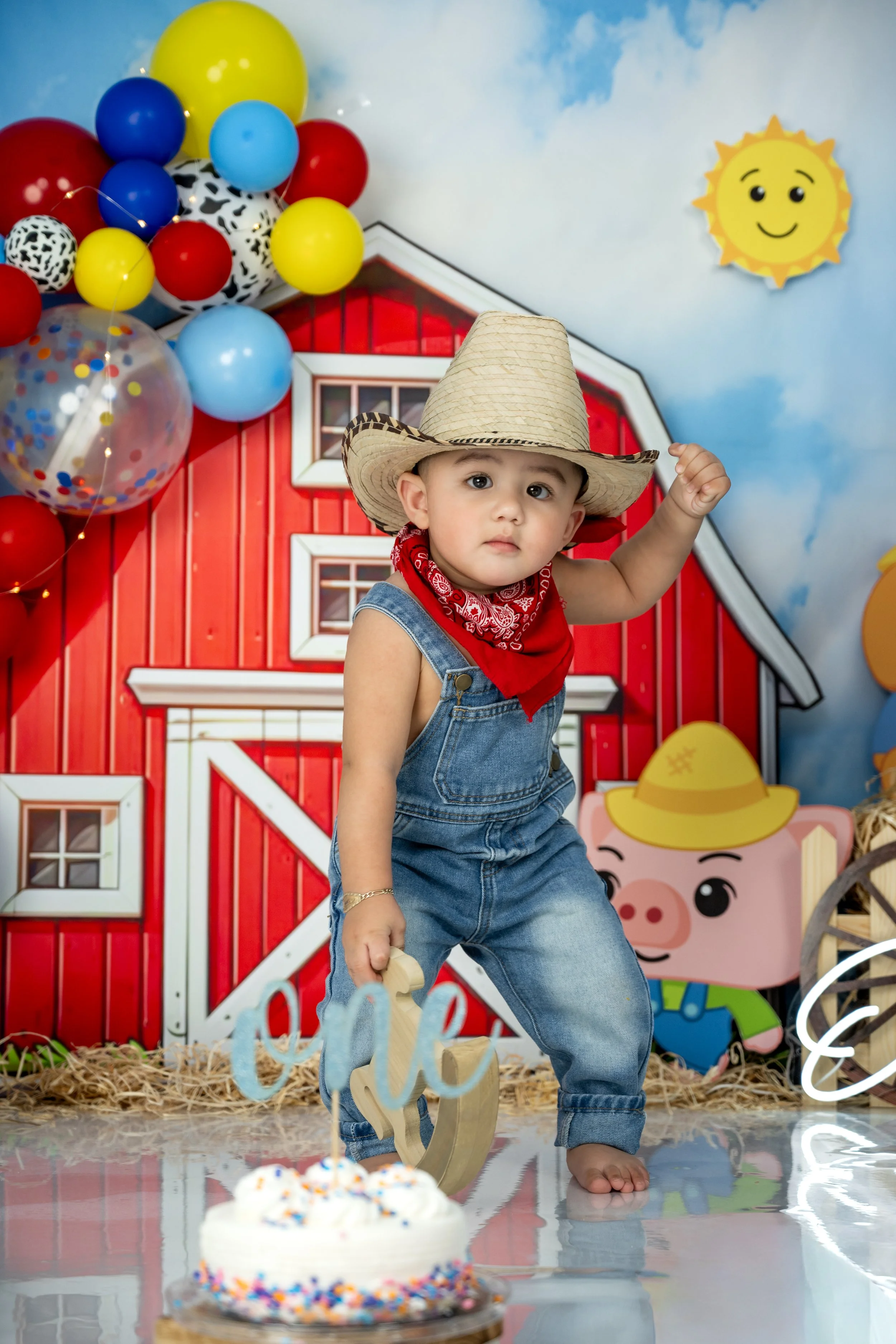 Mateo Cake Smash-0-9.jpg