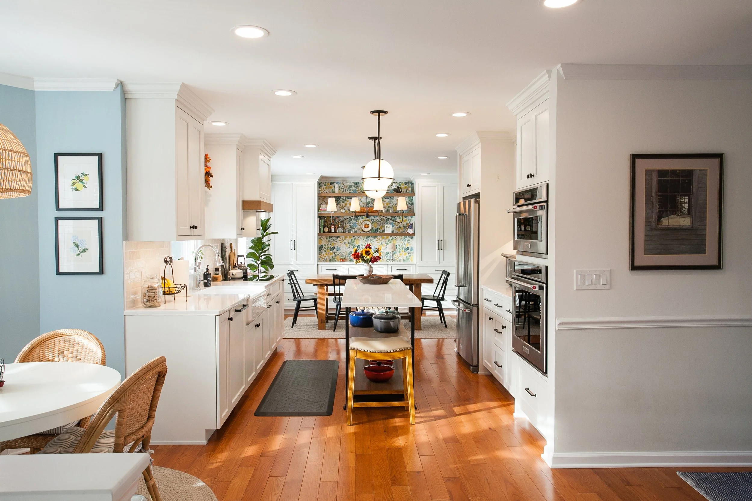 WHITE KITCHEN, OPEN KITCHEN, KITCHEN DESIGN, KITCHEN REMODEL, KITCHEN ISLAND