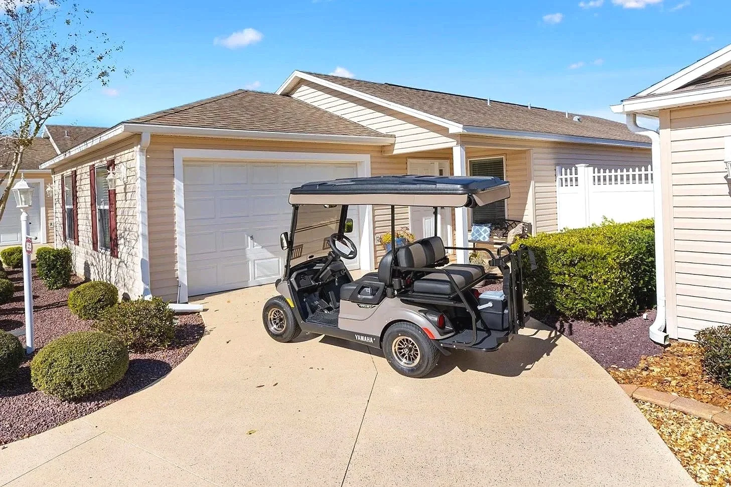 FRONT+W+CART.jpg