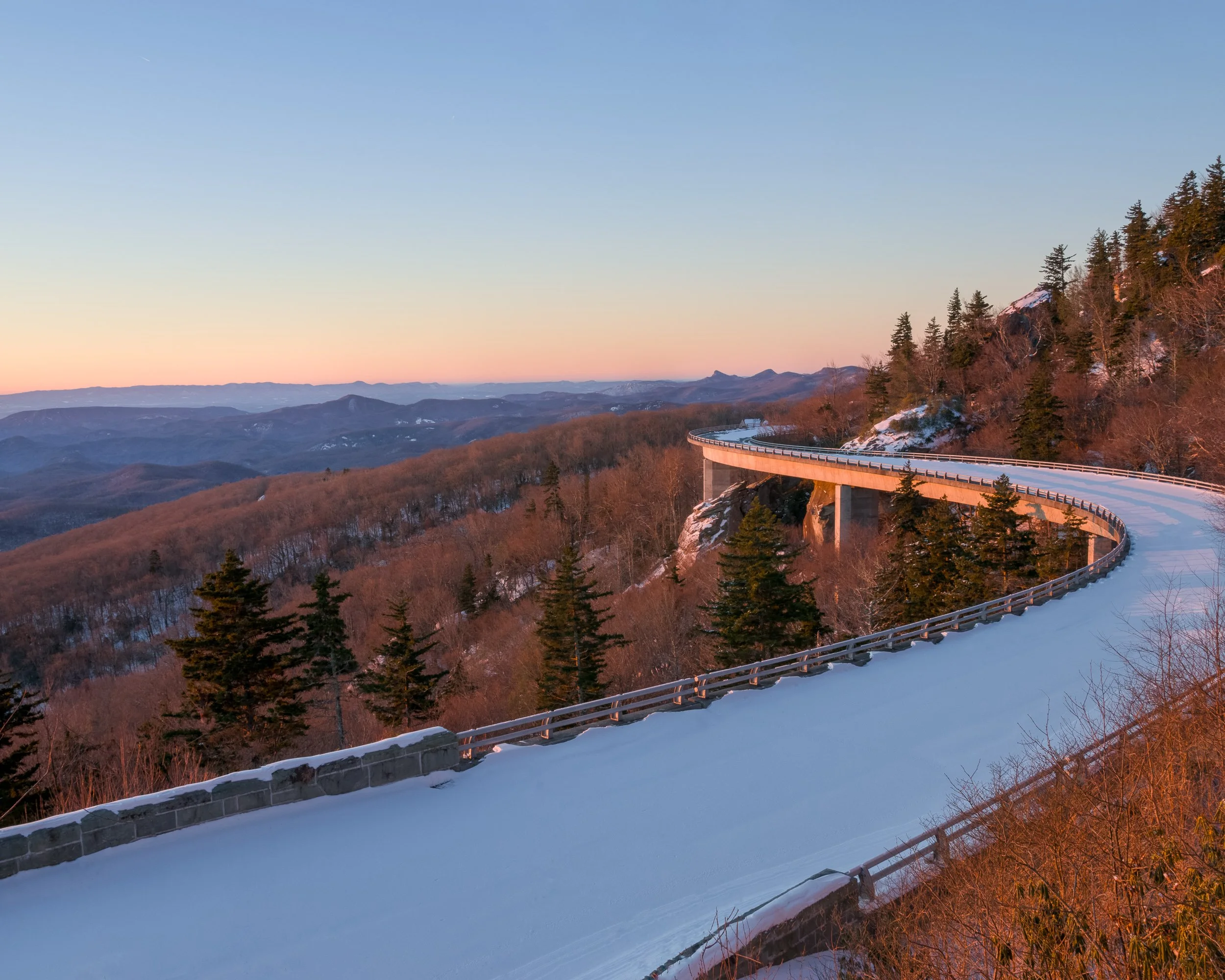Viaduct in Snow (25 update).jpg