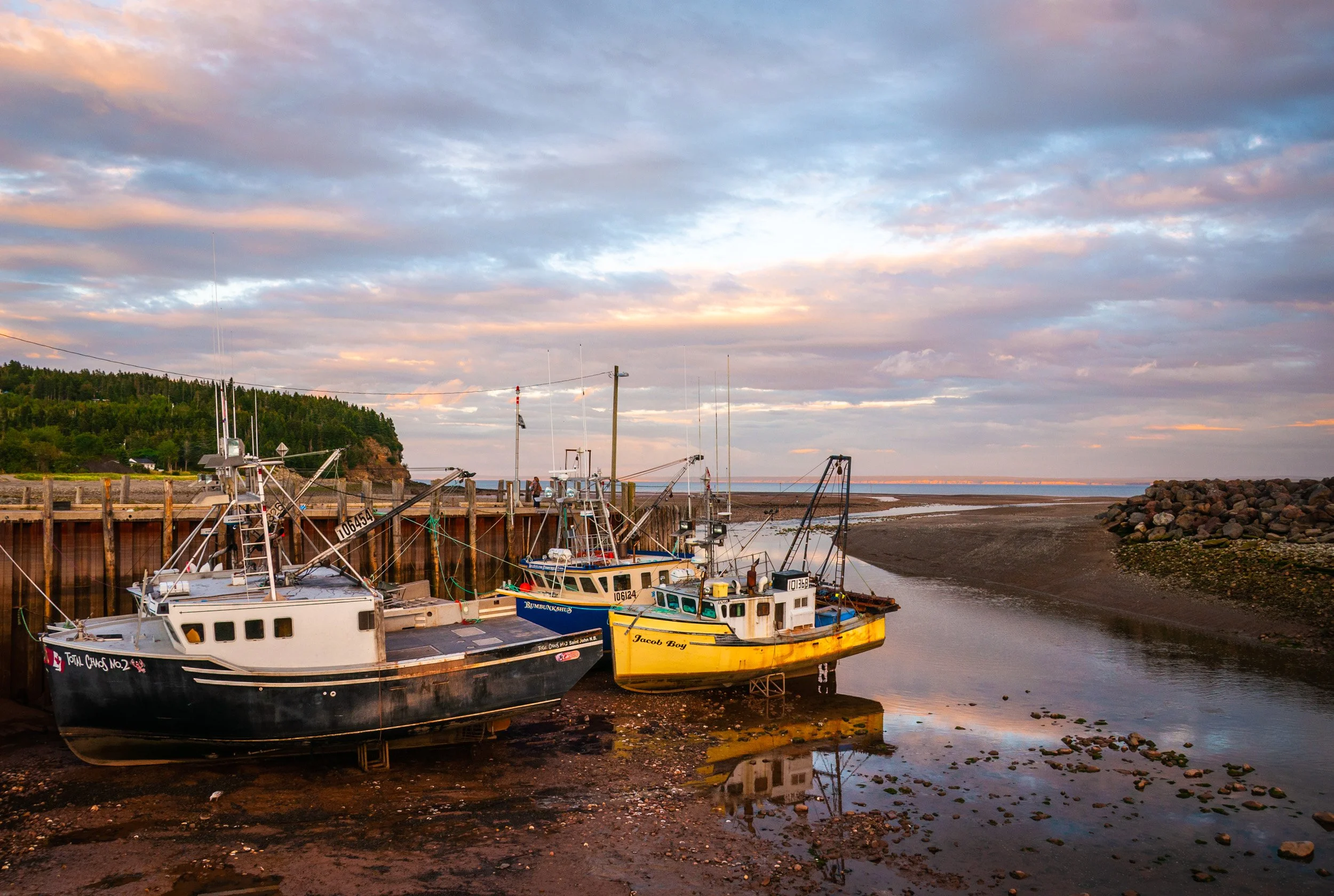 Alma Boats Sunrise 1 - 0822