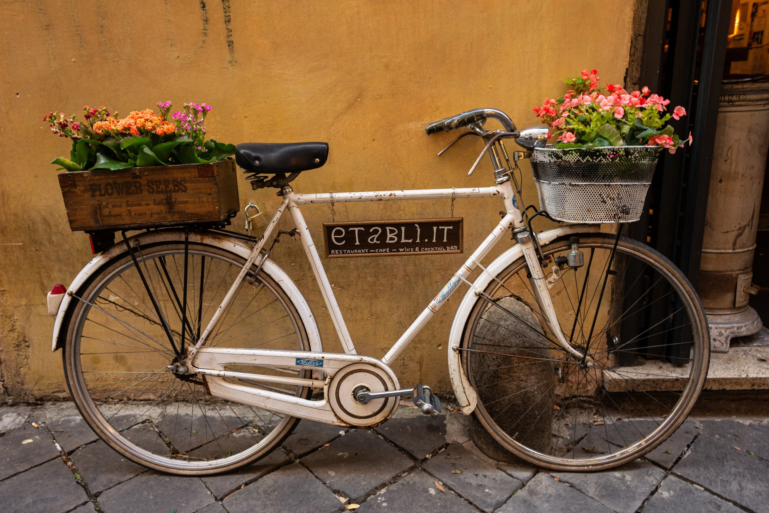 Rome Charm - 1381