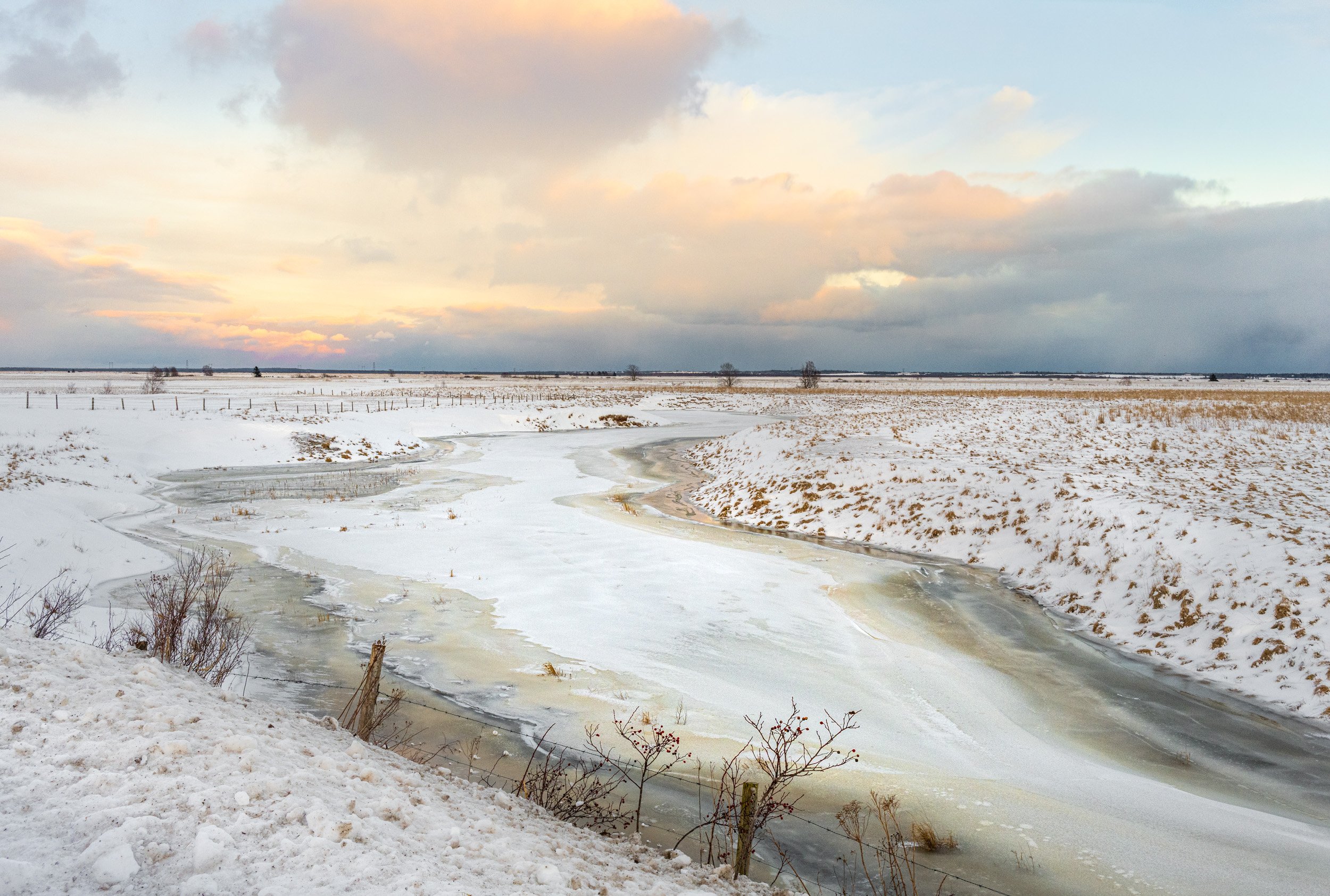 Icy River Tableau - 2720