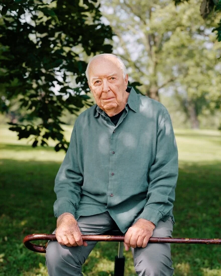 “The Meaning of Jasper Johns,” Harper’s Bazaar , September 2021. A profile of the 91-year-old artist on the even of a massive new retrospective. Read it here.