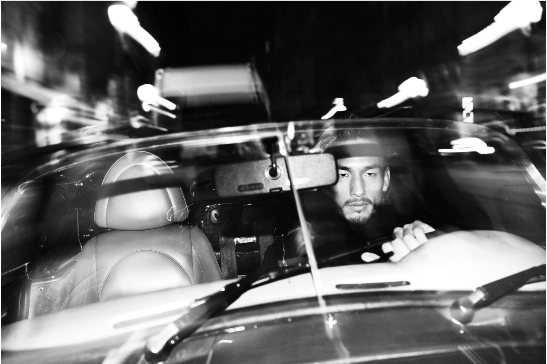  Hidetoshi Nakata, former professional soccer player, on October 6, at 8 p.m., in a car outside the Hotel Ritz. 