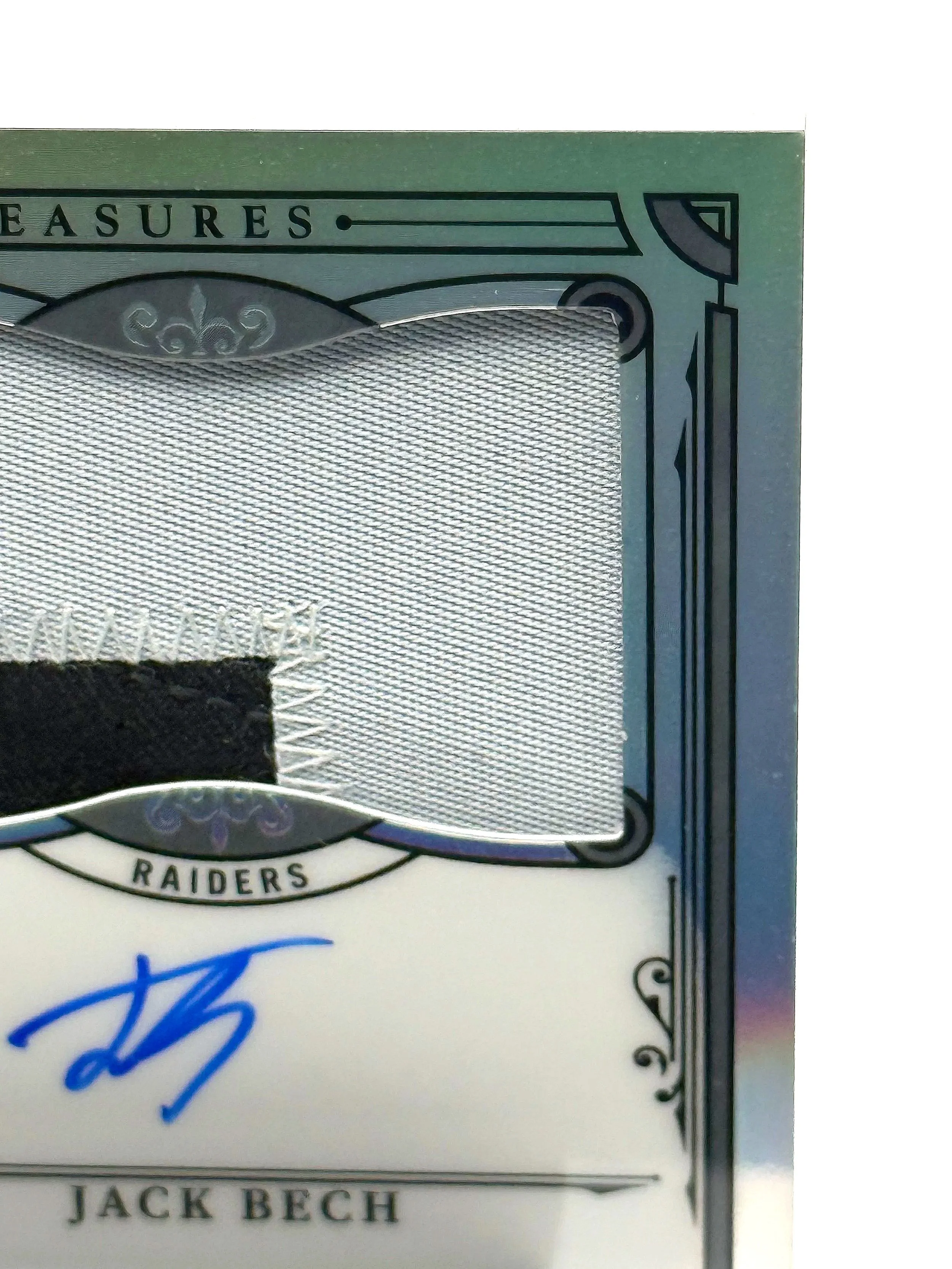 2025 National Treasures Jack Beck Prizm Rookie Patch Auto RPA /35 #177 - Raiders Football Card Top Right Corner
