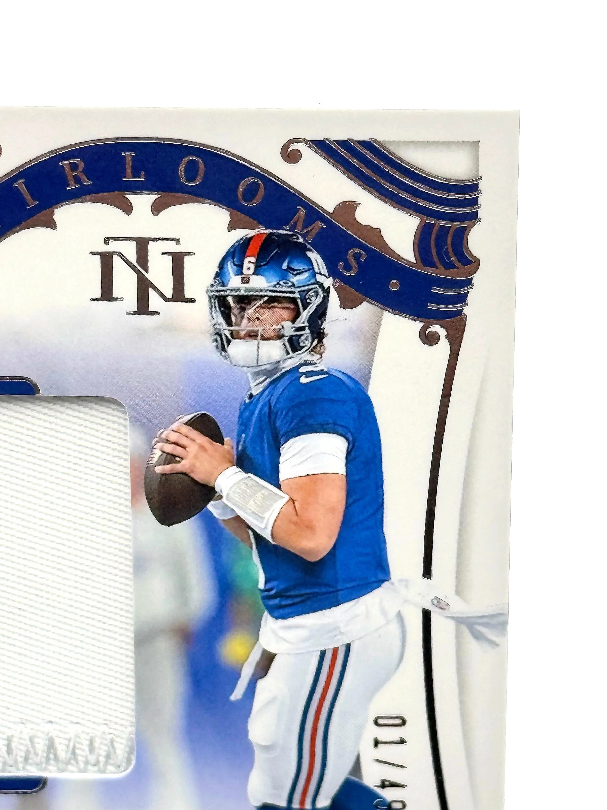 2025 Panini National Treasures Jaxson Dart /10 Heirlooms Gold #H-JDT Giants Football Card Top Right Corner