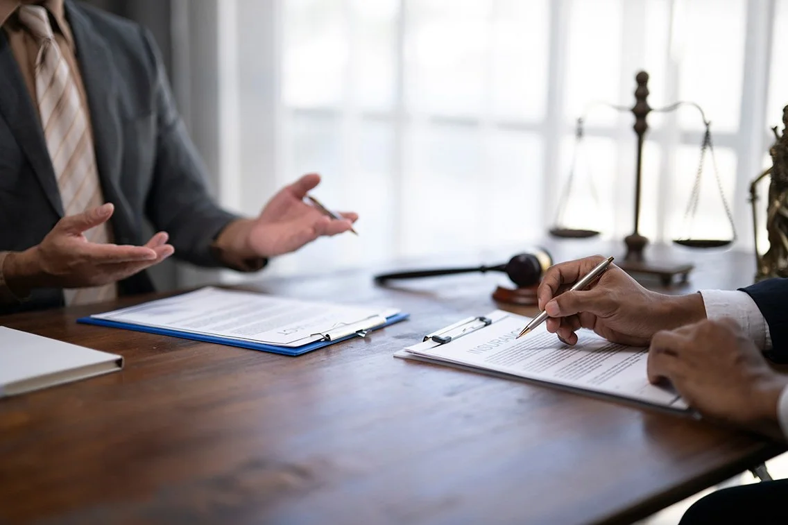 Consulting LNC vs. Testifying Expert: Understanding the Difference Before You Retain Anyone
