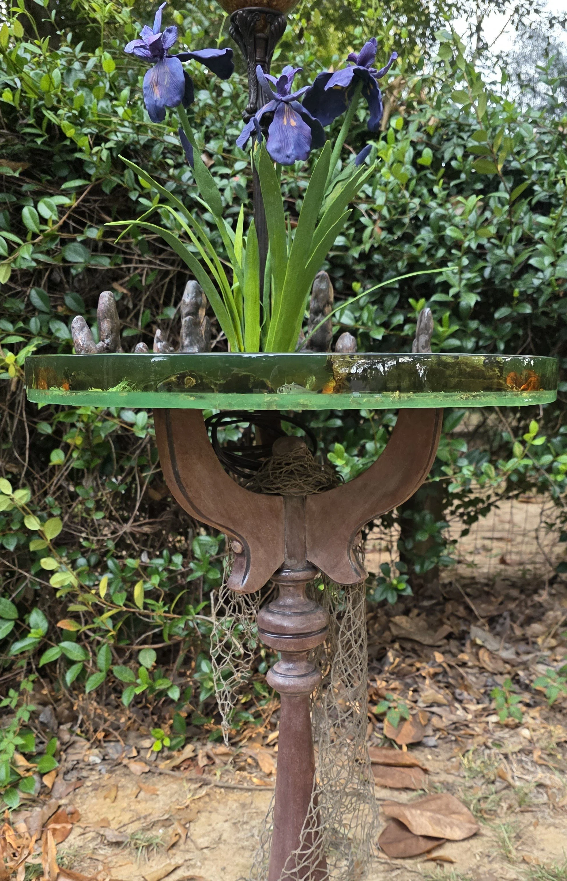 Cypress Bayou Mirage Lamp Table 02.jpg