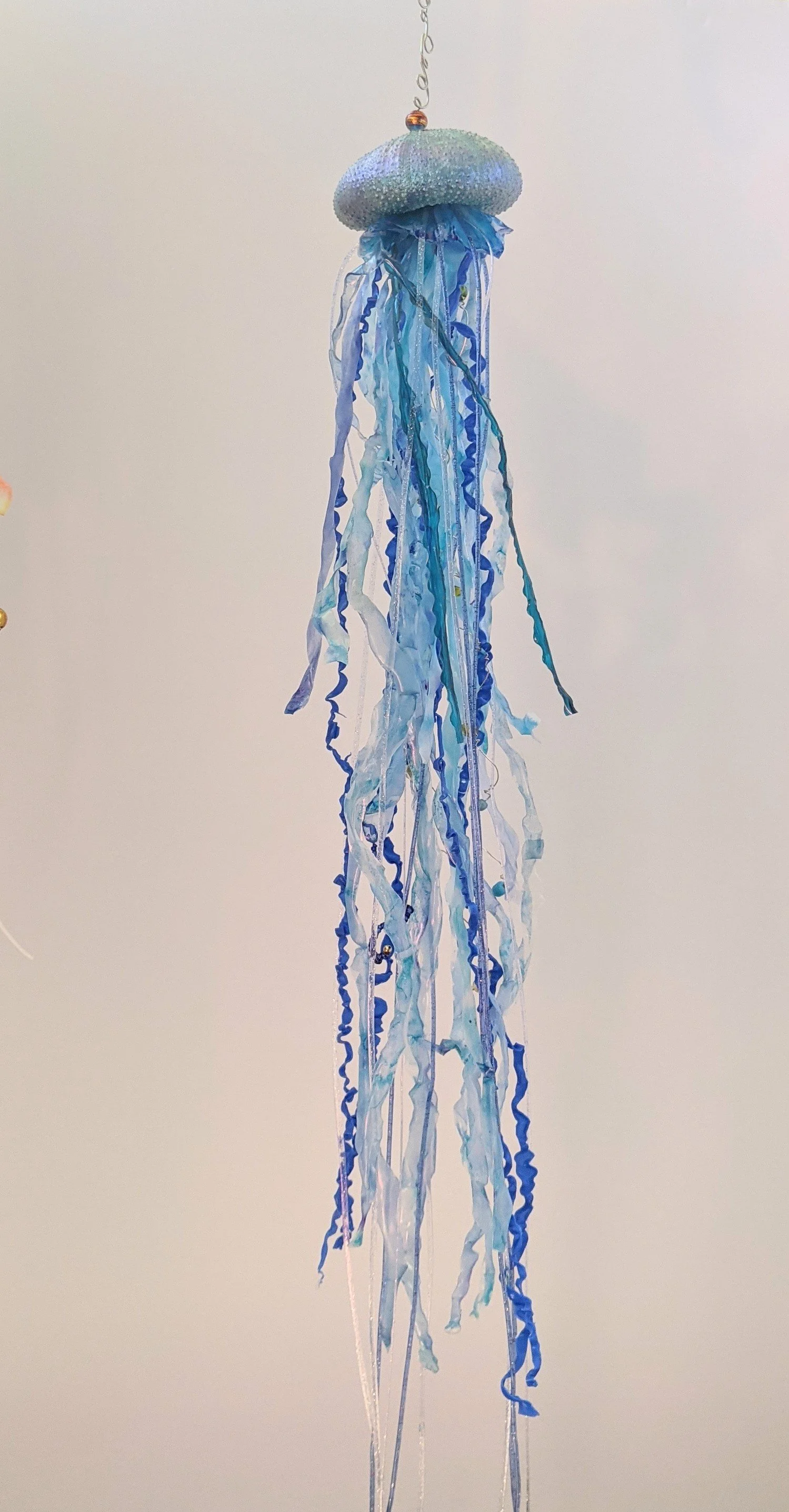Jellyfish Suncatcher – Azure Ocean Drift