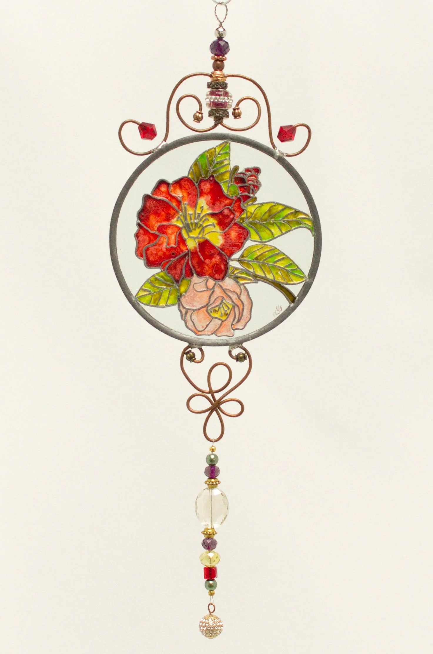 🟢 Available :
Camellia by Art Illusions by Young. A lush camellia bloom takes center stage in this hand-painted and leaded Illusion Glass panel. Rich red petals with delicate yellow centers and glossy green leaves are rendered with exquisite detail 