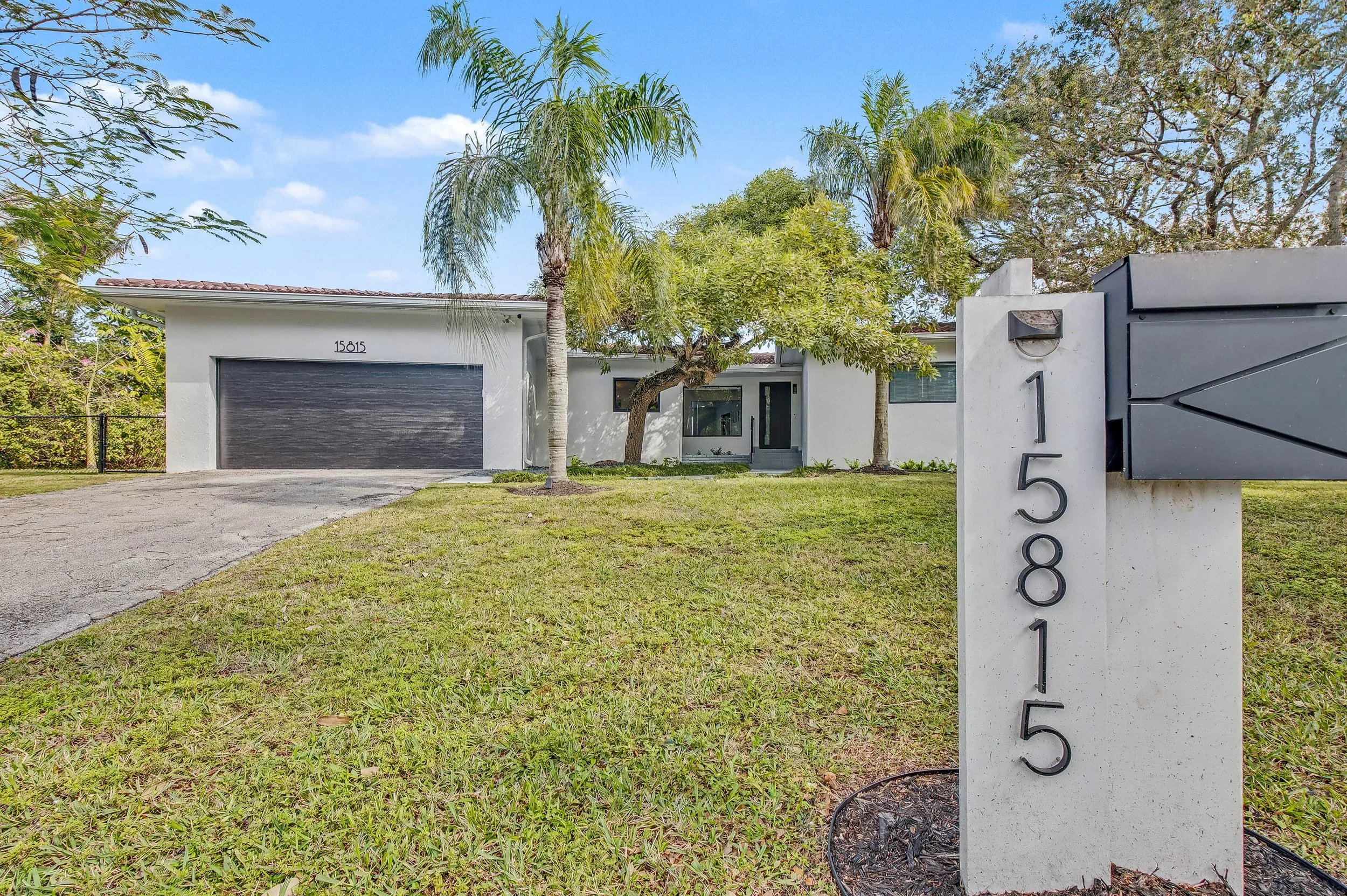 15815 SW 85th Ave (15 of 41).jpg