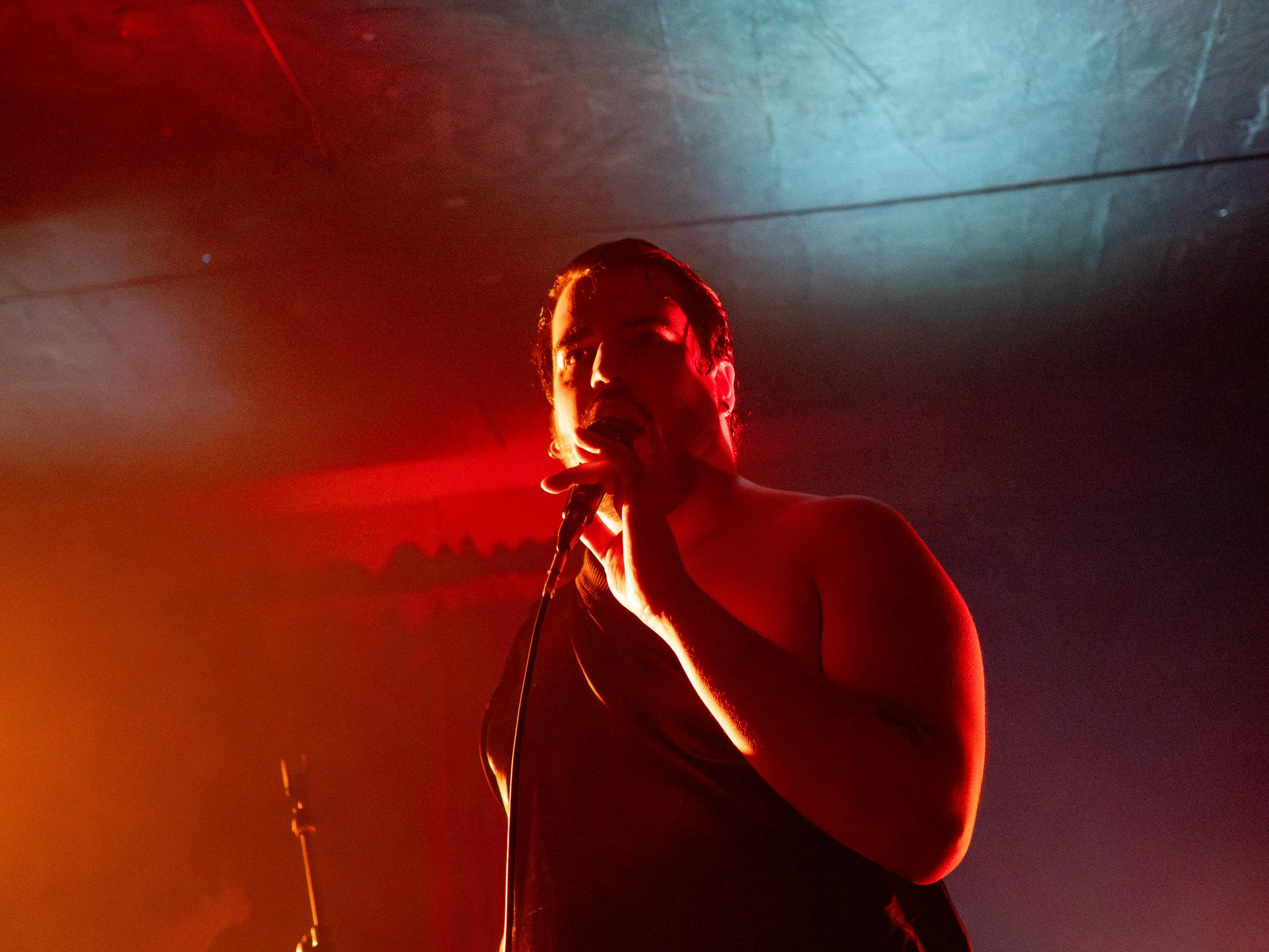 VAIAPRAIA
· GALERIA ZÉ DOS BOIS, Lisbon · 27.12.2025