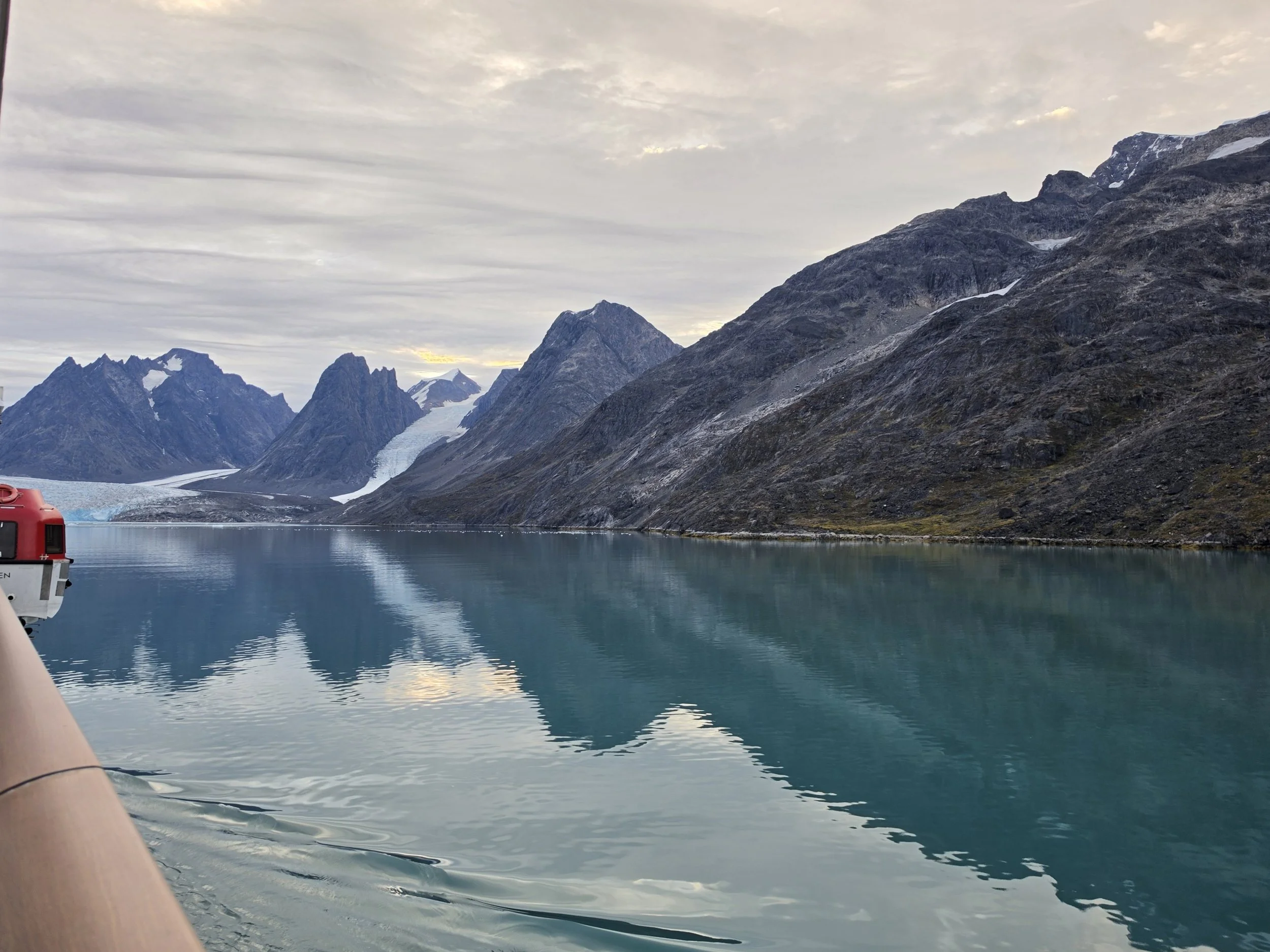 2026-9-2 - Evighedfjord - First view of the morning 1.jpg