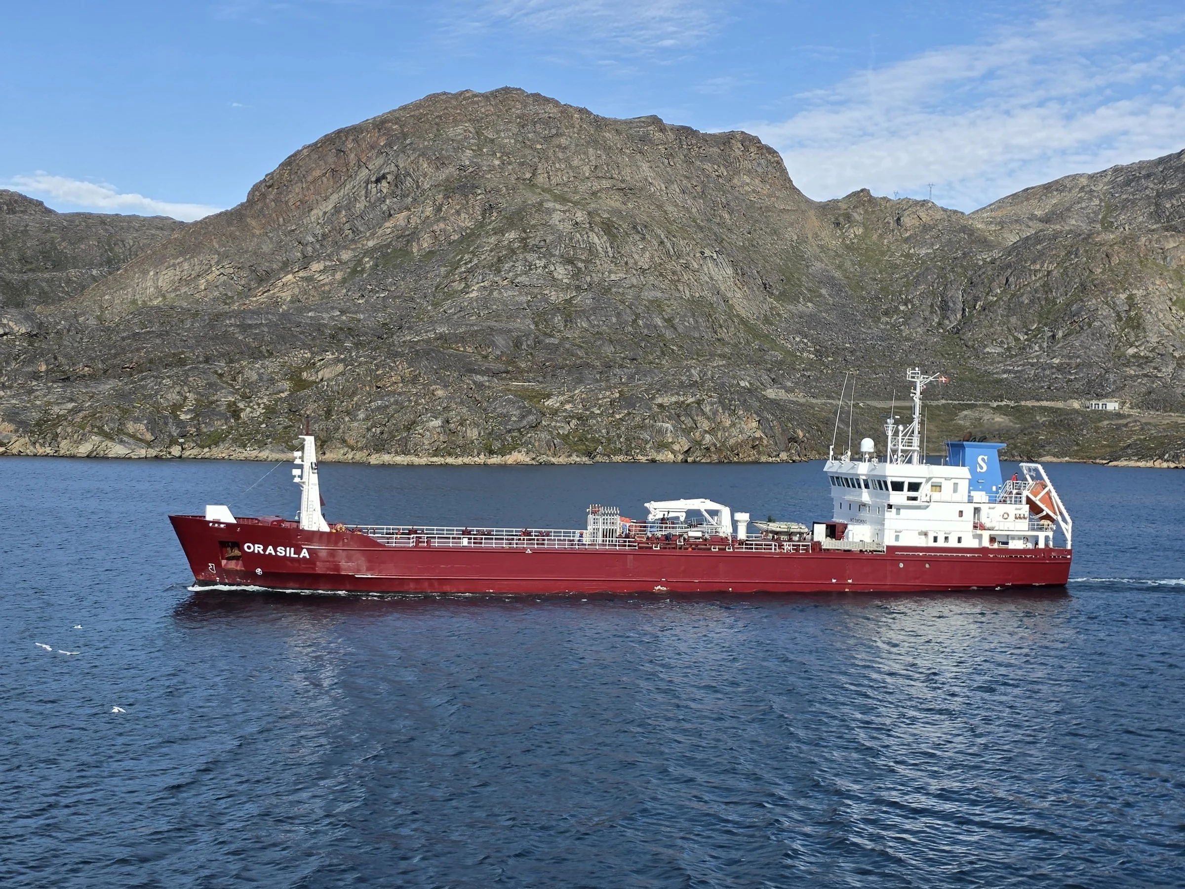 2026-9-1 - Sismiut - ship going by.jpg